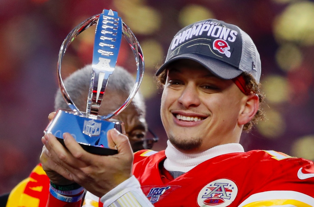 PICTURES: Chiefs celebrate AFC Championship with the Lamar Hunt Trophy