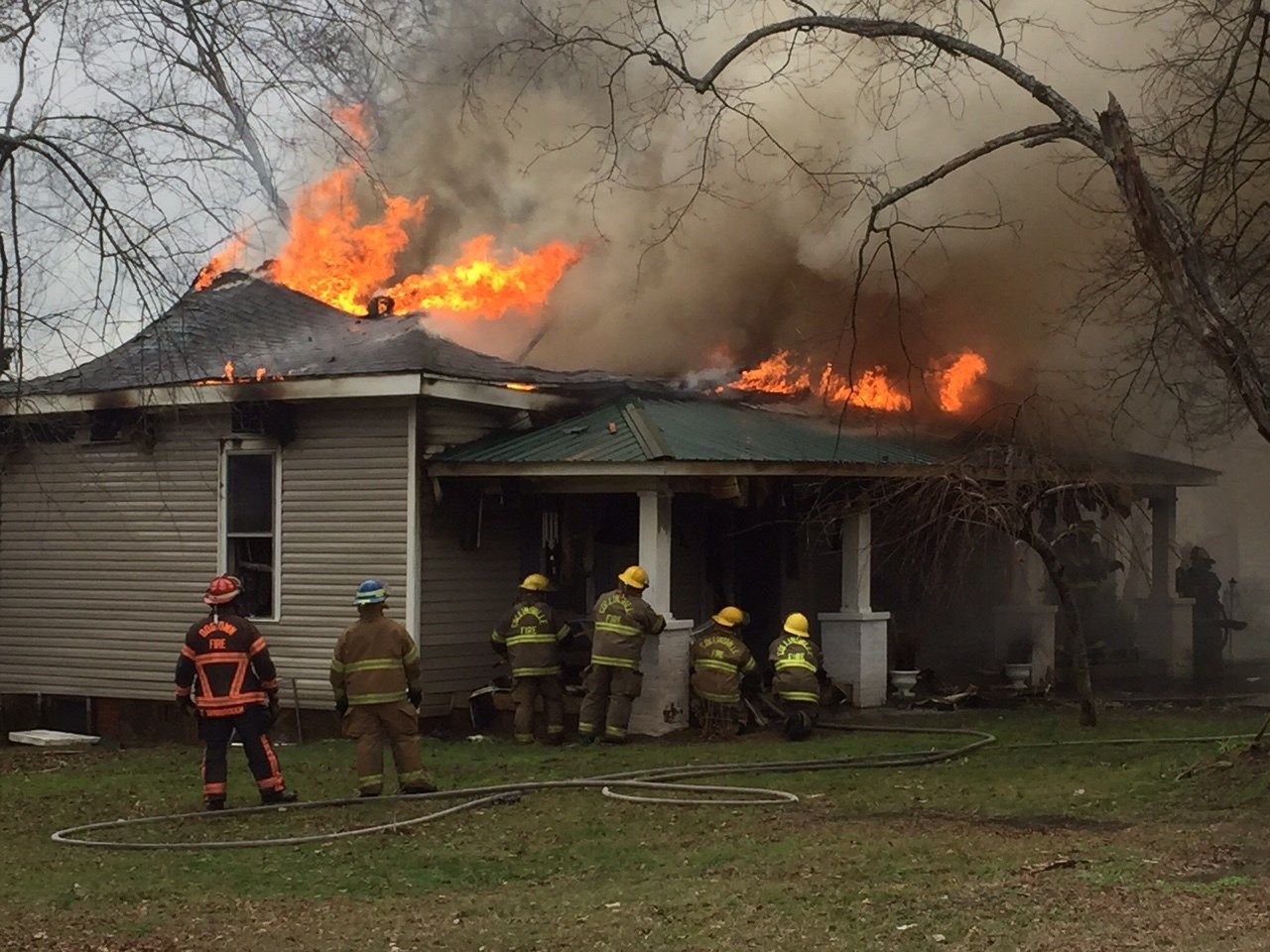 Fire destroys home of Collinsville principal, image size:1280x960