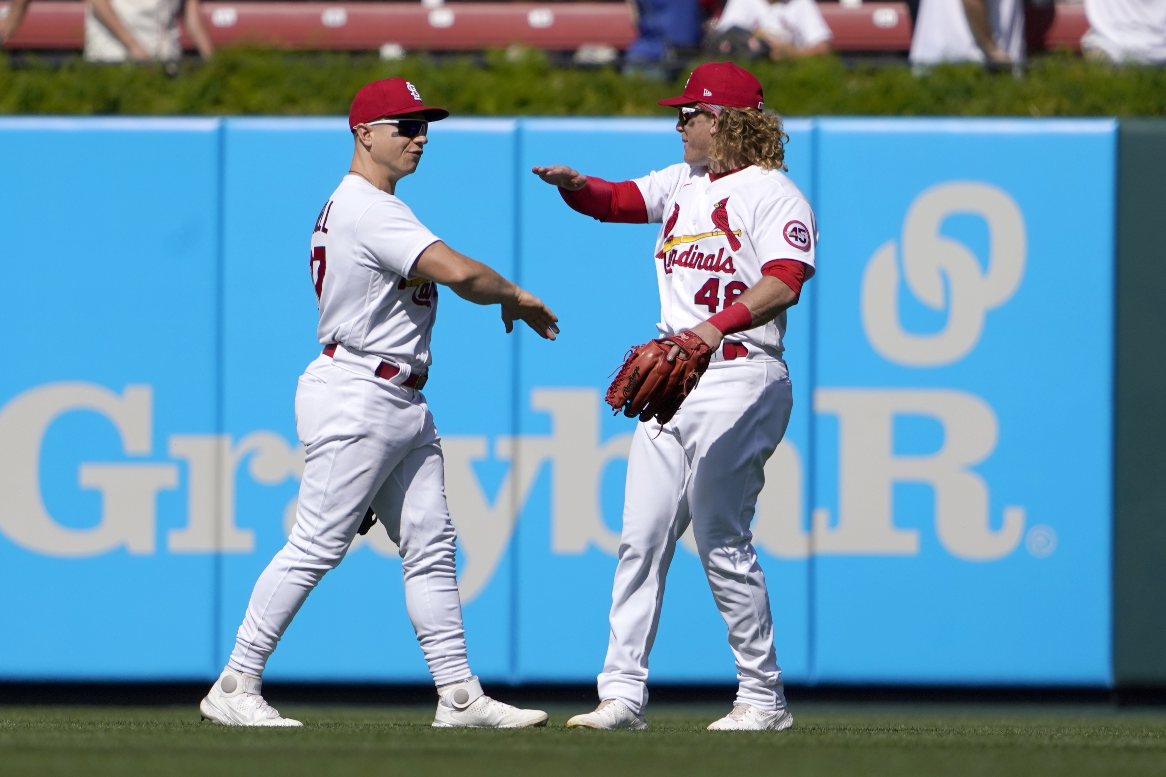 O'Neill's homer in 10th lifts Cardinals over Giants 5-4