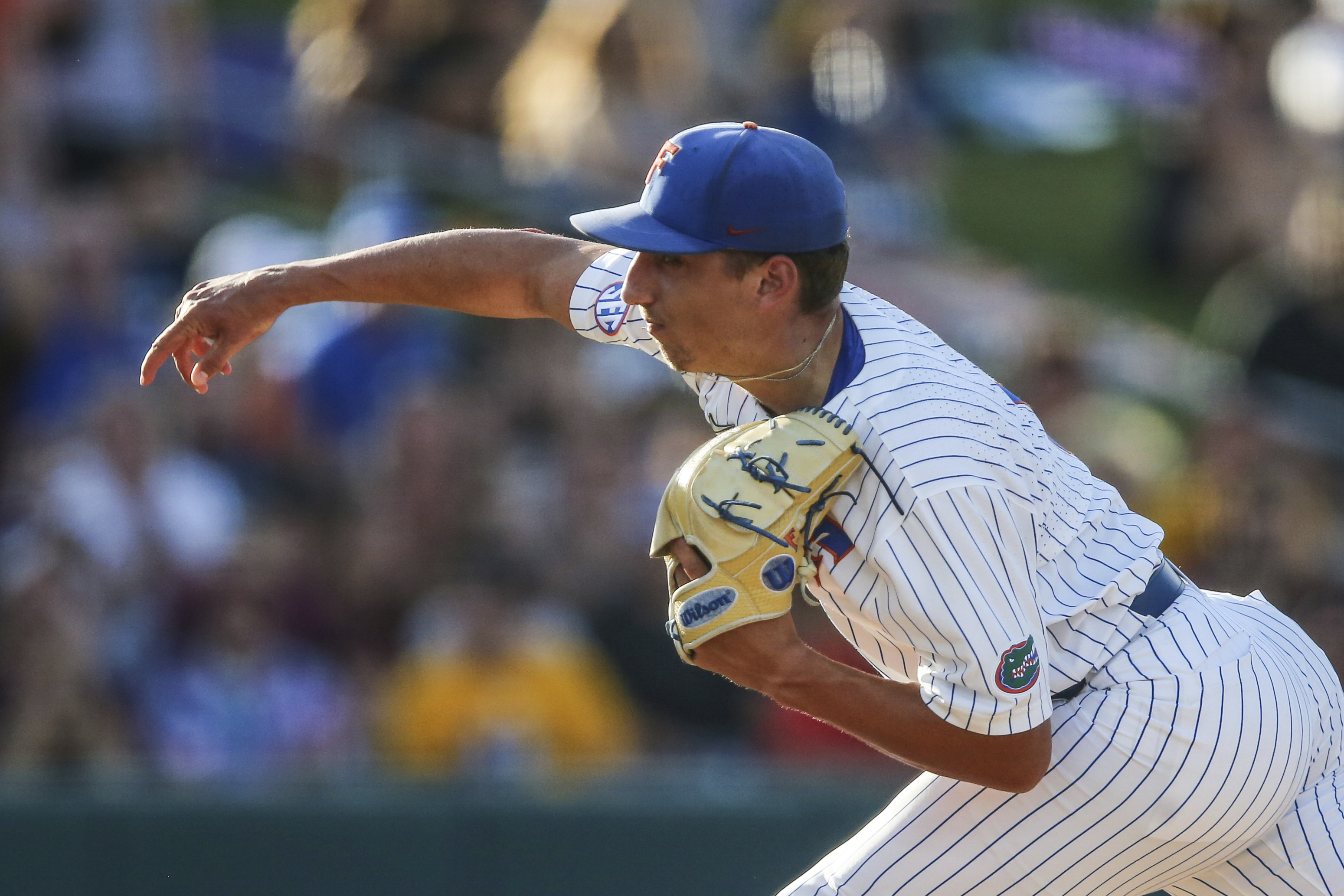 Tennessee bounces back, defeats Texas A&M in SEC home opener, Baseball