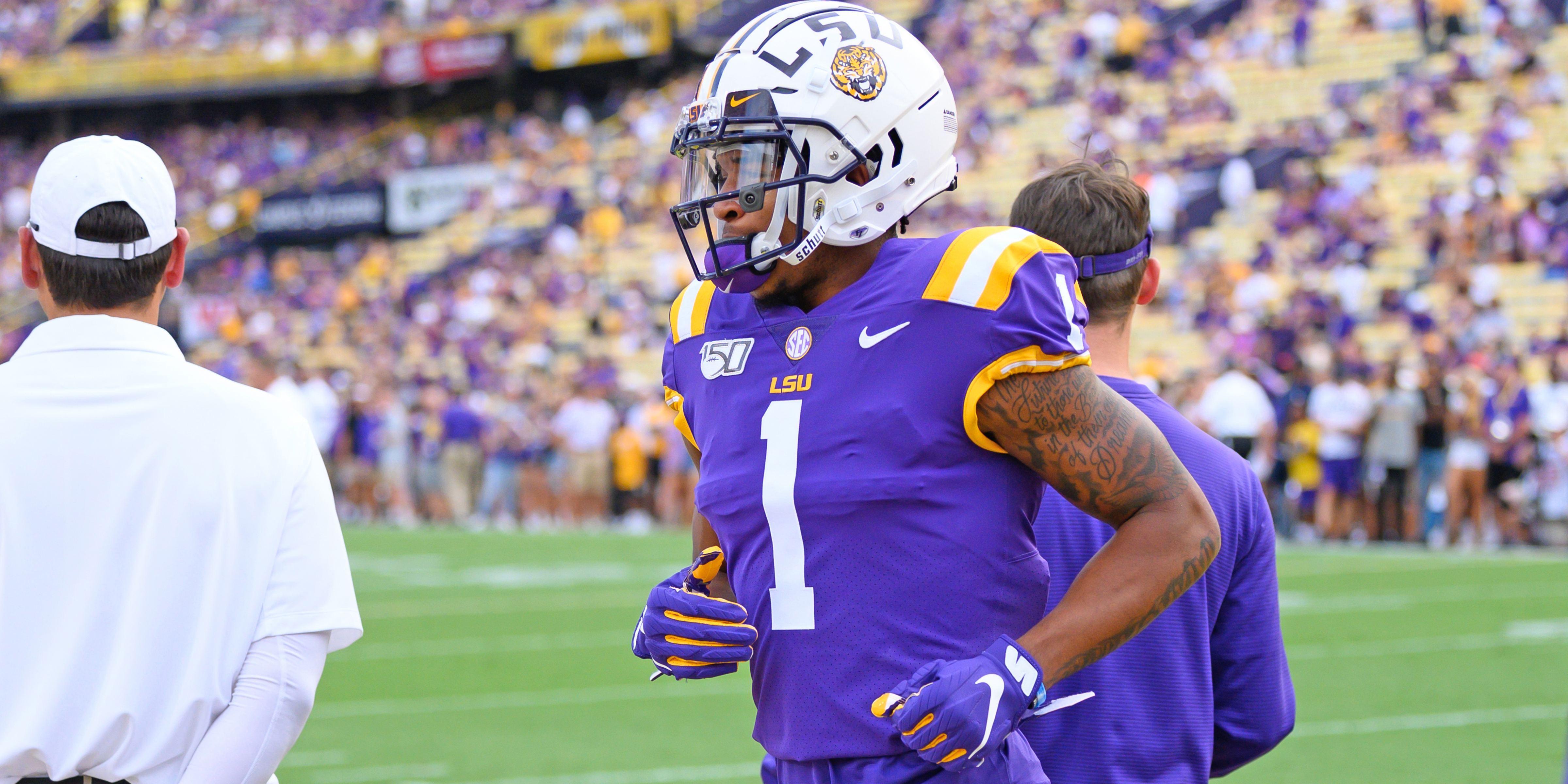 Parents of LSU WR Ja'Marr Chase express how proud they are ahead of  Biletnikoff Award announcement