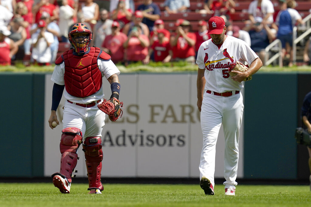 Molina homers twice as Waino and Yadi tie record for most starts by a  pitcher-catcher battery in MLB history