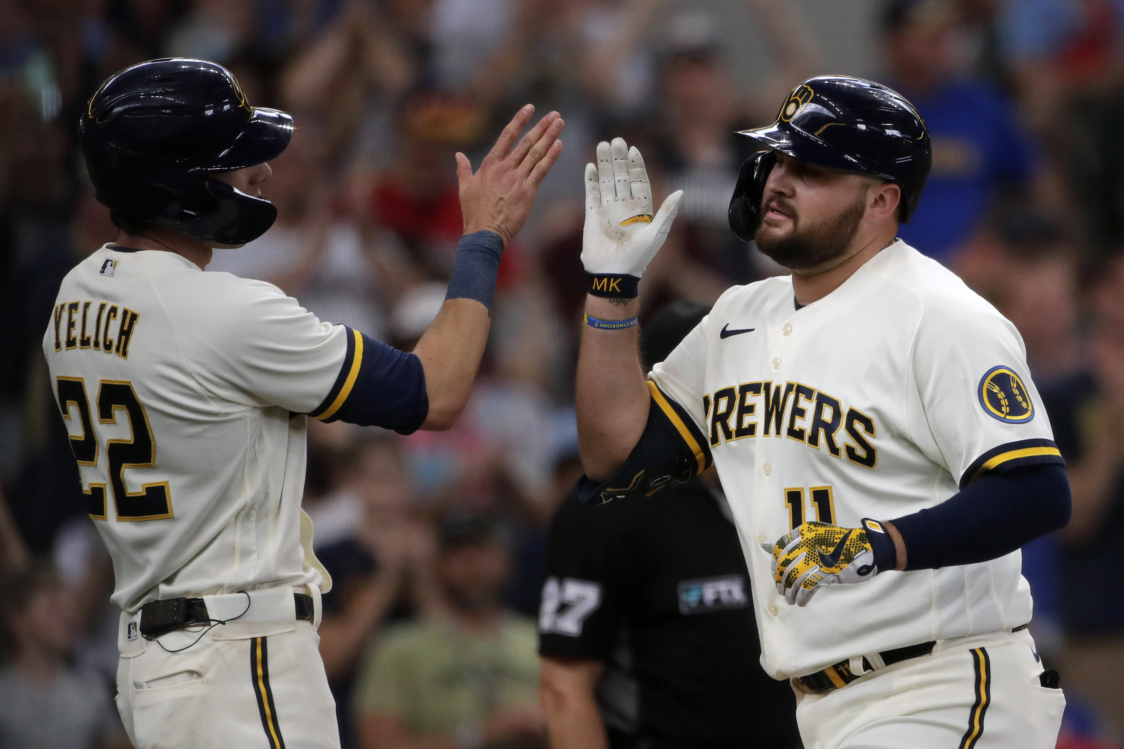 Tellez launches two homers, Brewers breeze past Twins 10-4 Wisconsin News -  Bally Sports