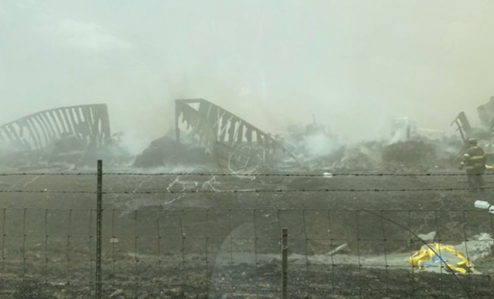 At least 6 dead after dust storm causes crashes in Illinois