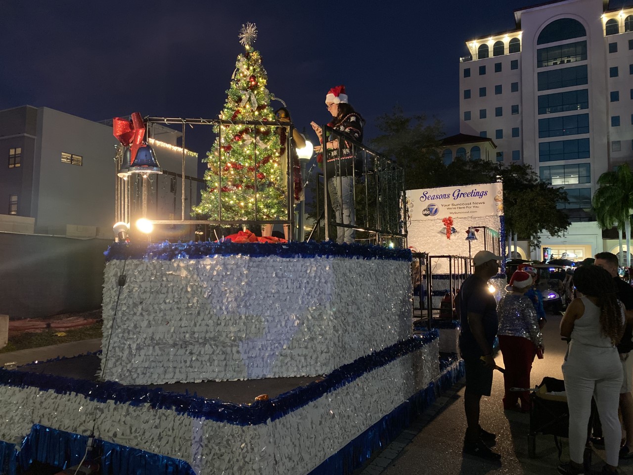 Yoders Sarasota Fl Christmas 2022 25Th Annual Downtown Sarasota Holiday Parade Brings Joy To The Suncoast