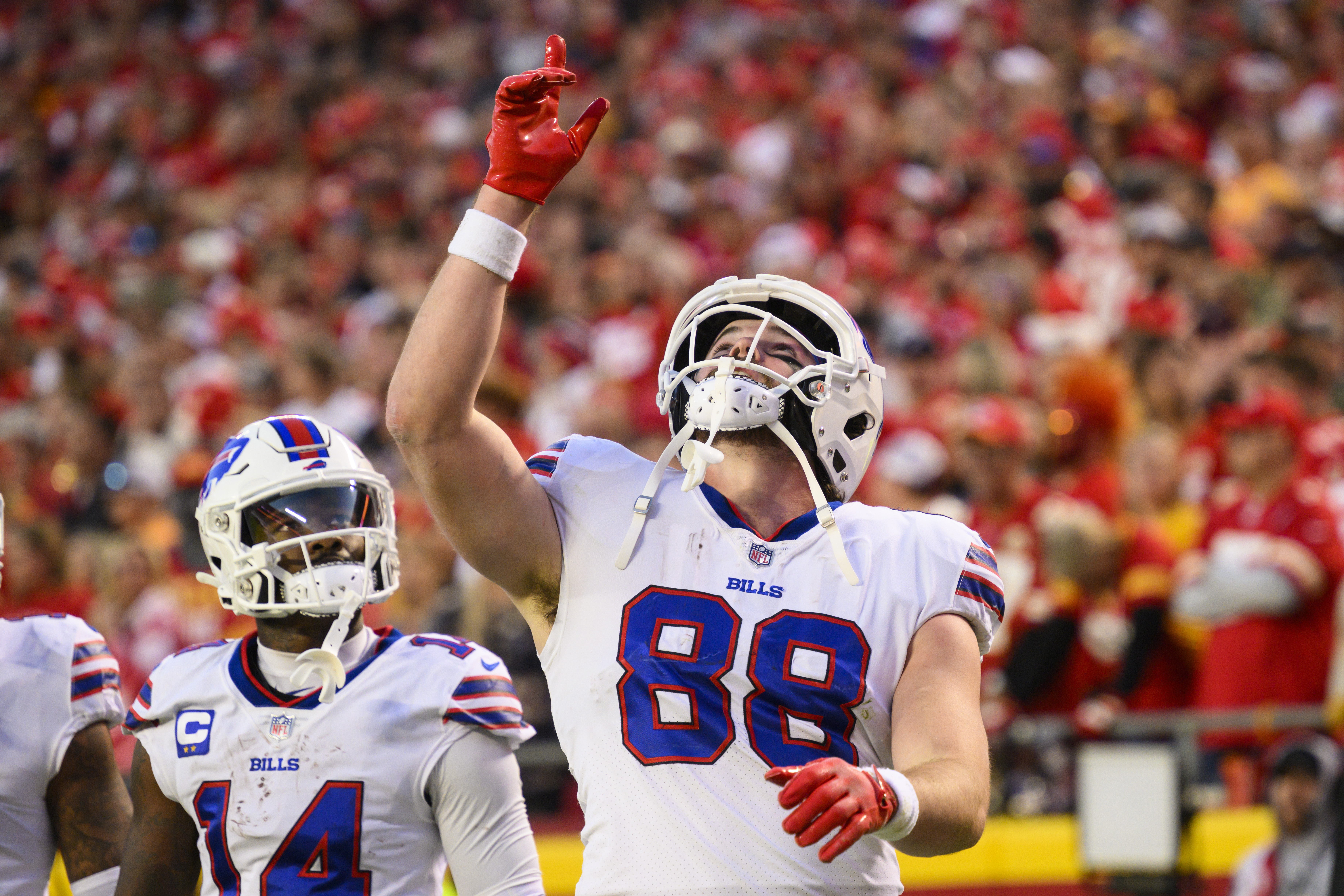 Bills rally to beat Chiefs 24-20 in playoff rematch