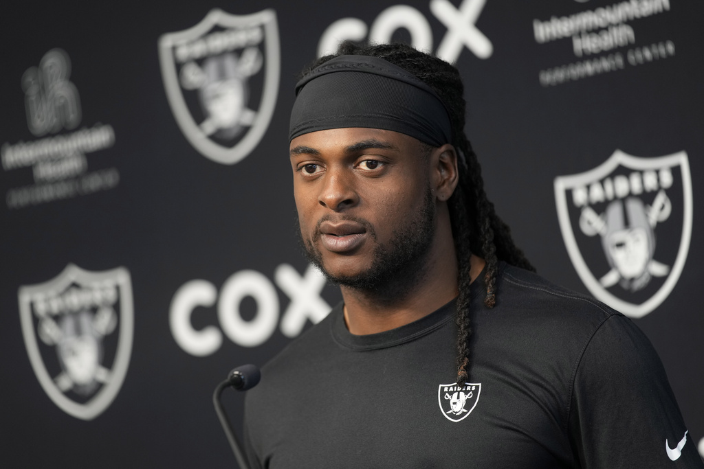 Raiders WR Davante Adams Speaks Out On Career Motivation