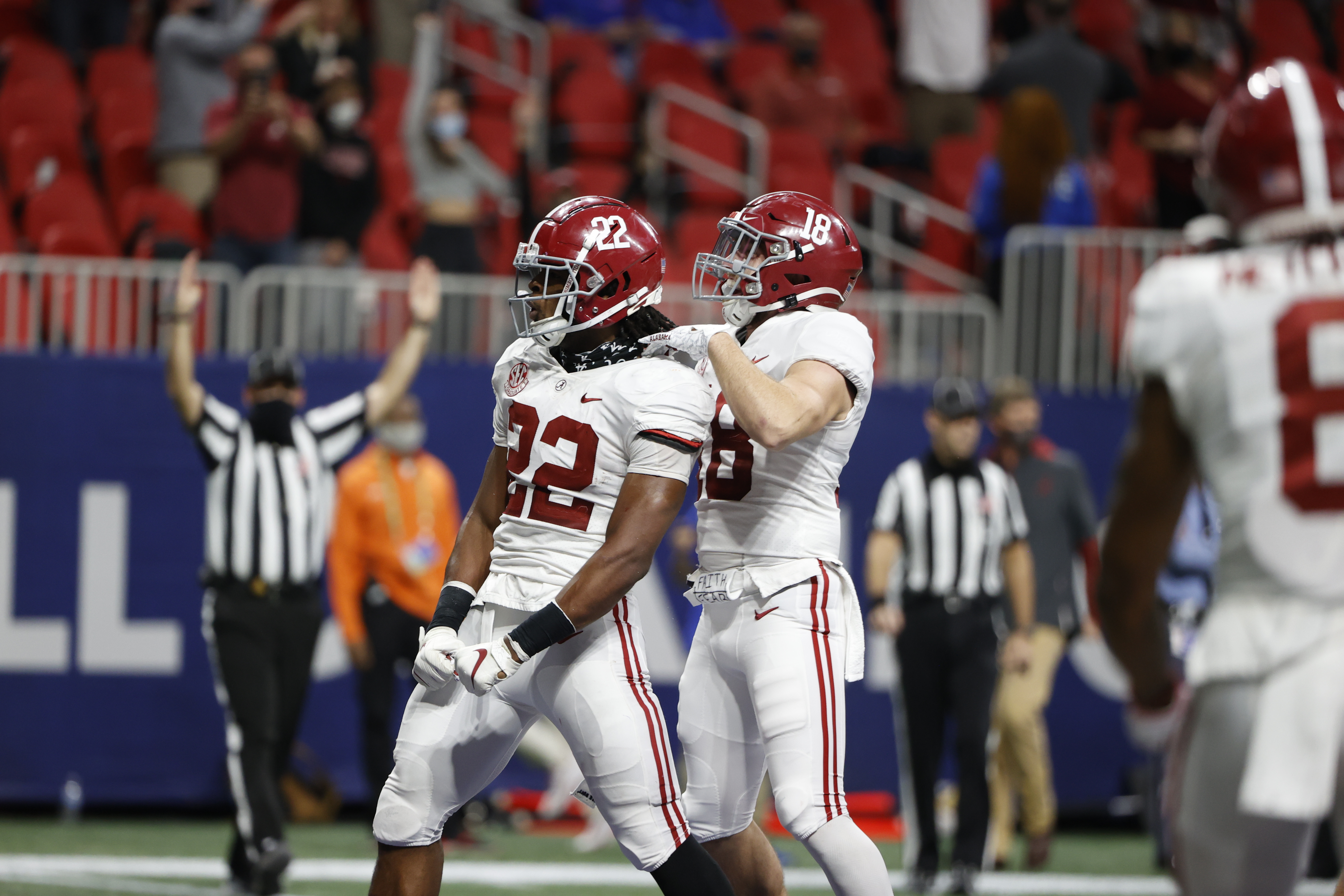 Alabama Crowned 2020 SEC Champions After Beating Gators 52-46 in SEC  Football Title Game 