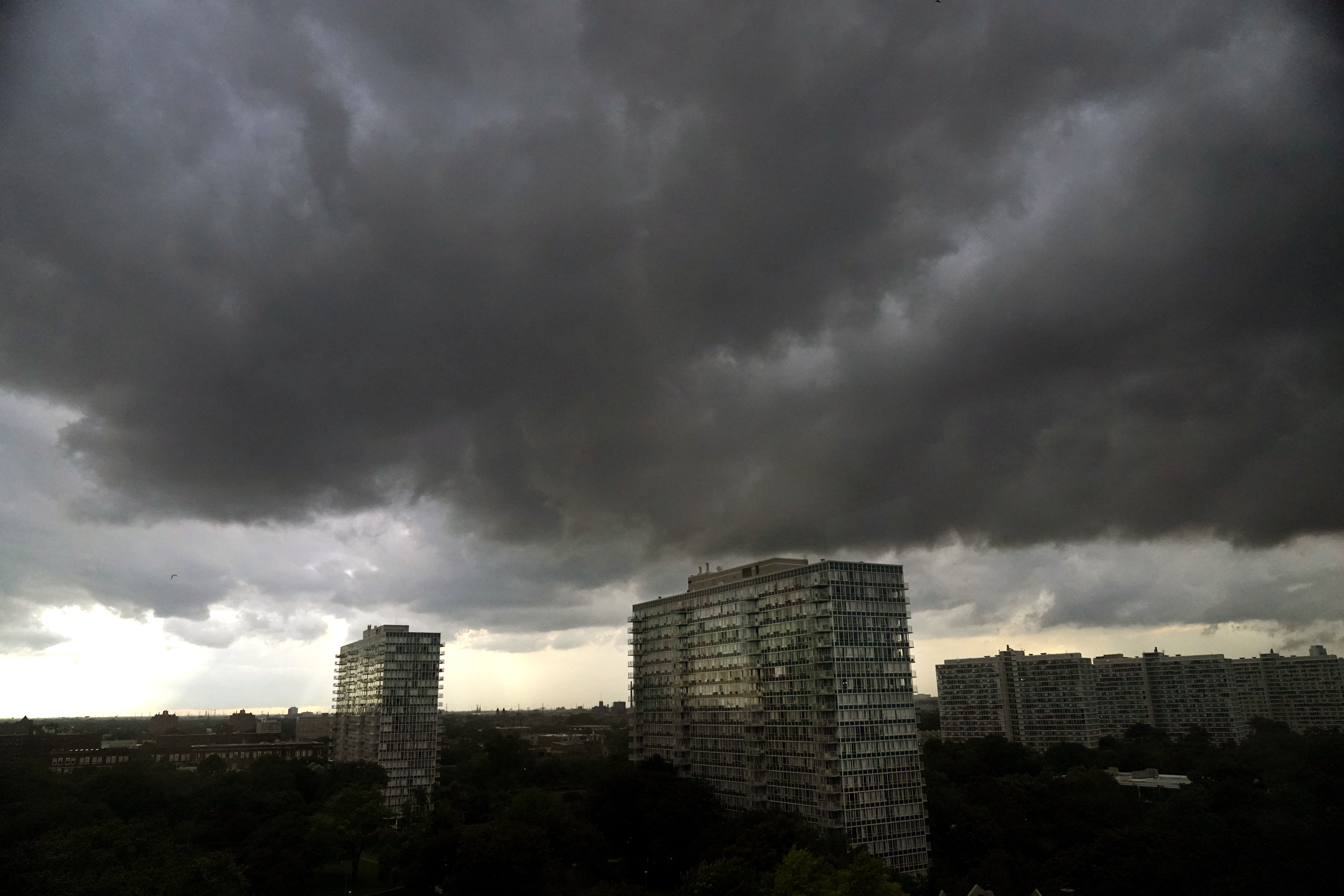 Tornado touches down near Chicago's O'Hare airport, disrupting