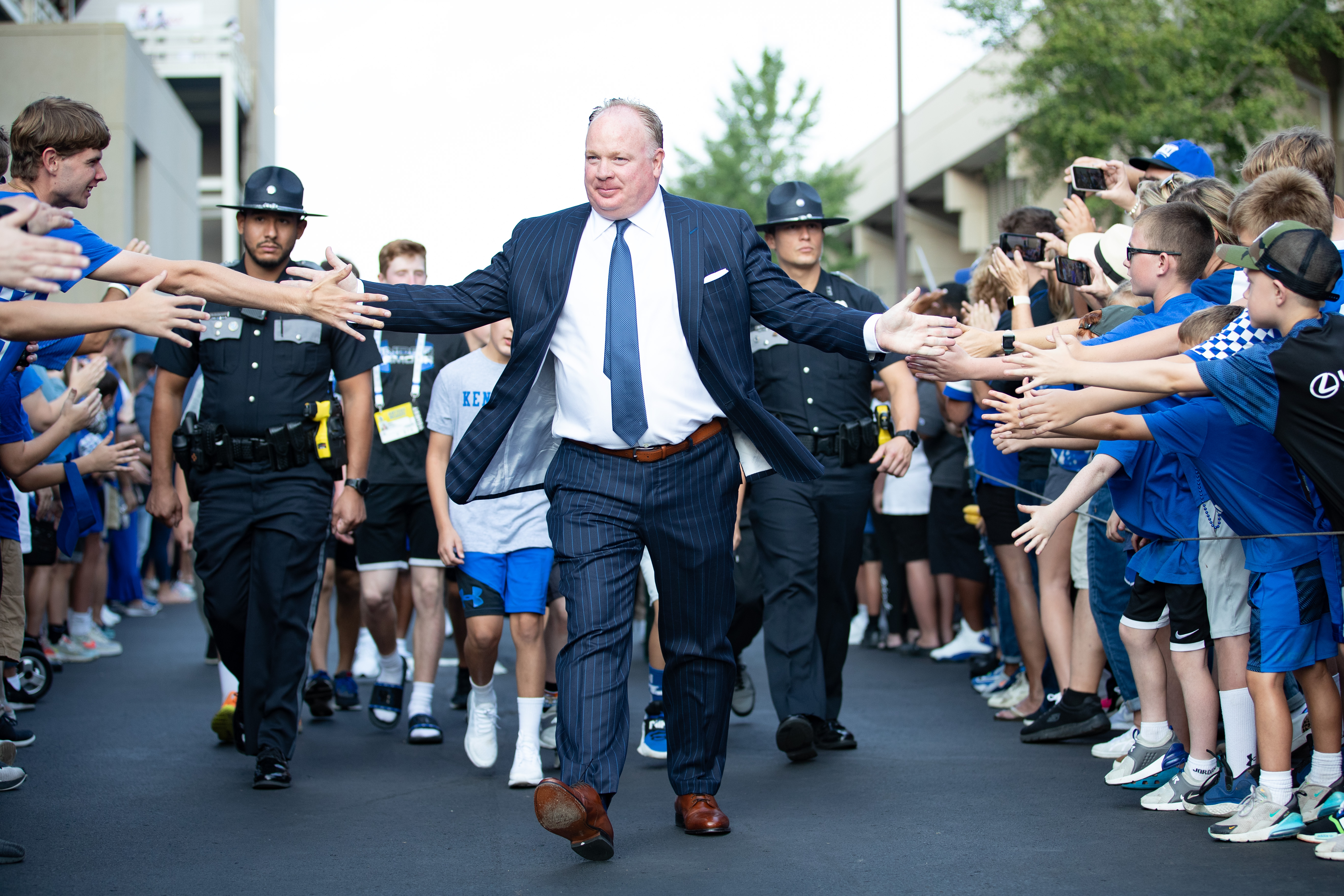 Mark Stoops named to Paul “Bear” Bryant Coach of Year watch list