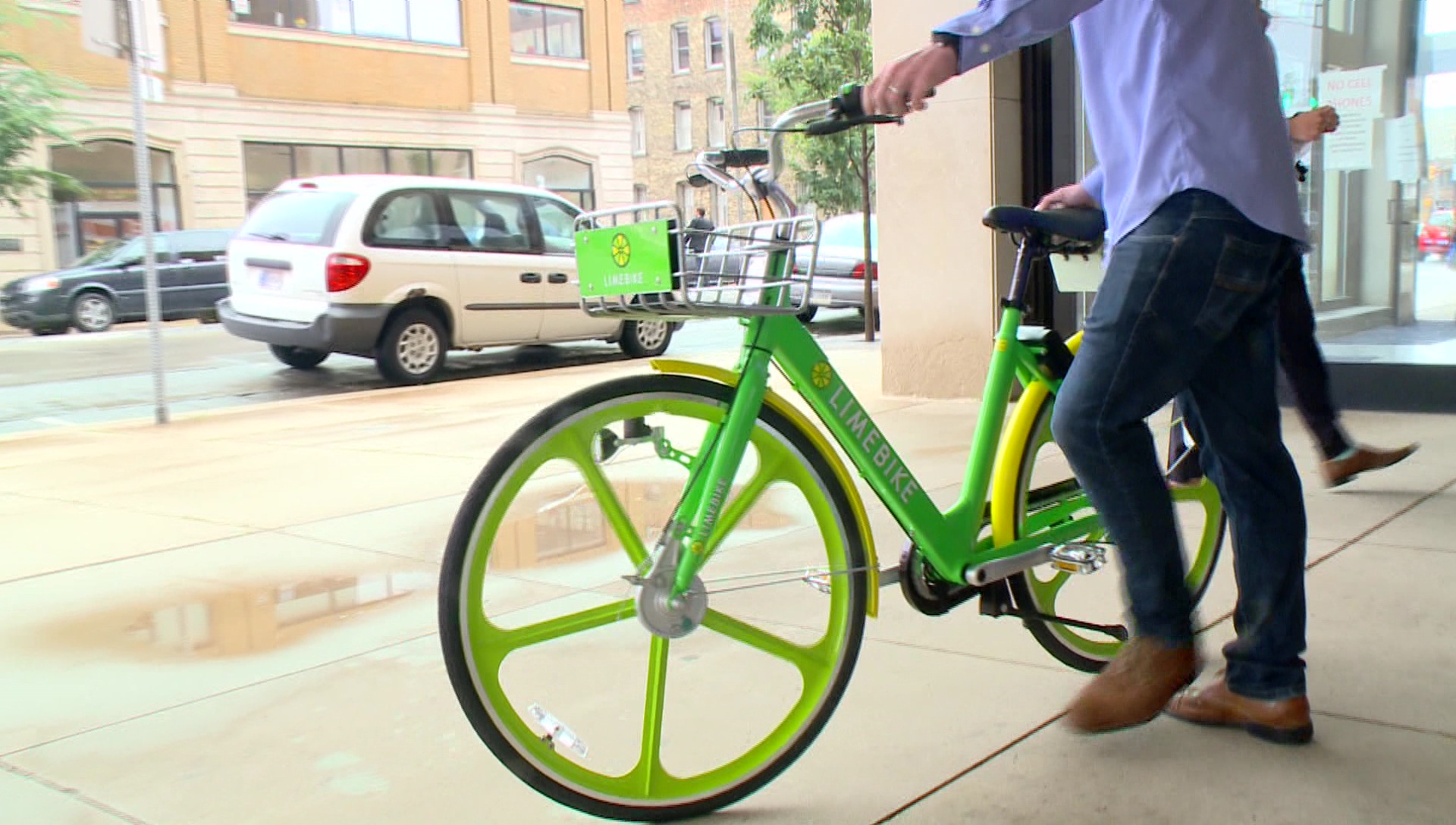 NFL Star Partners With LimeBike