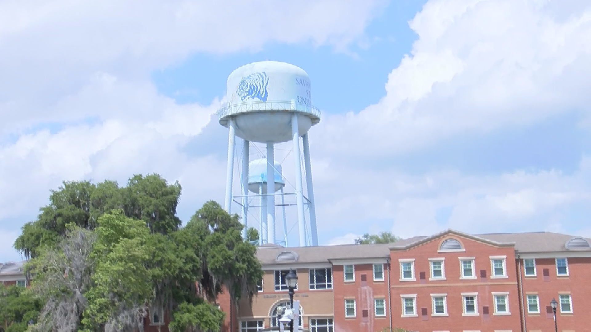 Atlanta Braves make a stop in Thomasville as part of their World Champions  Trophy Tour