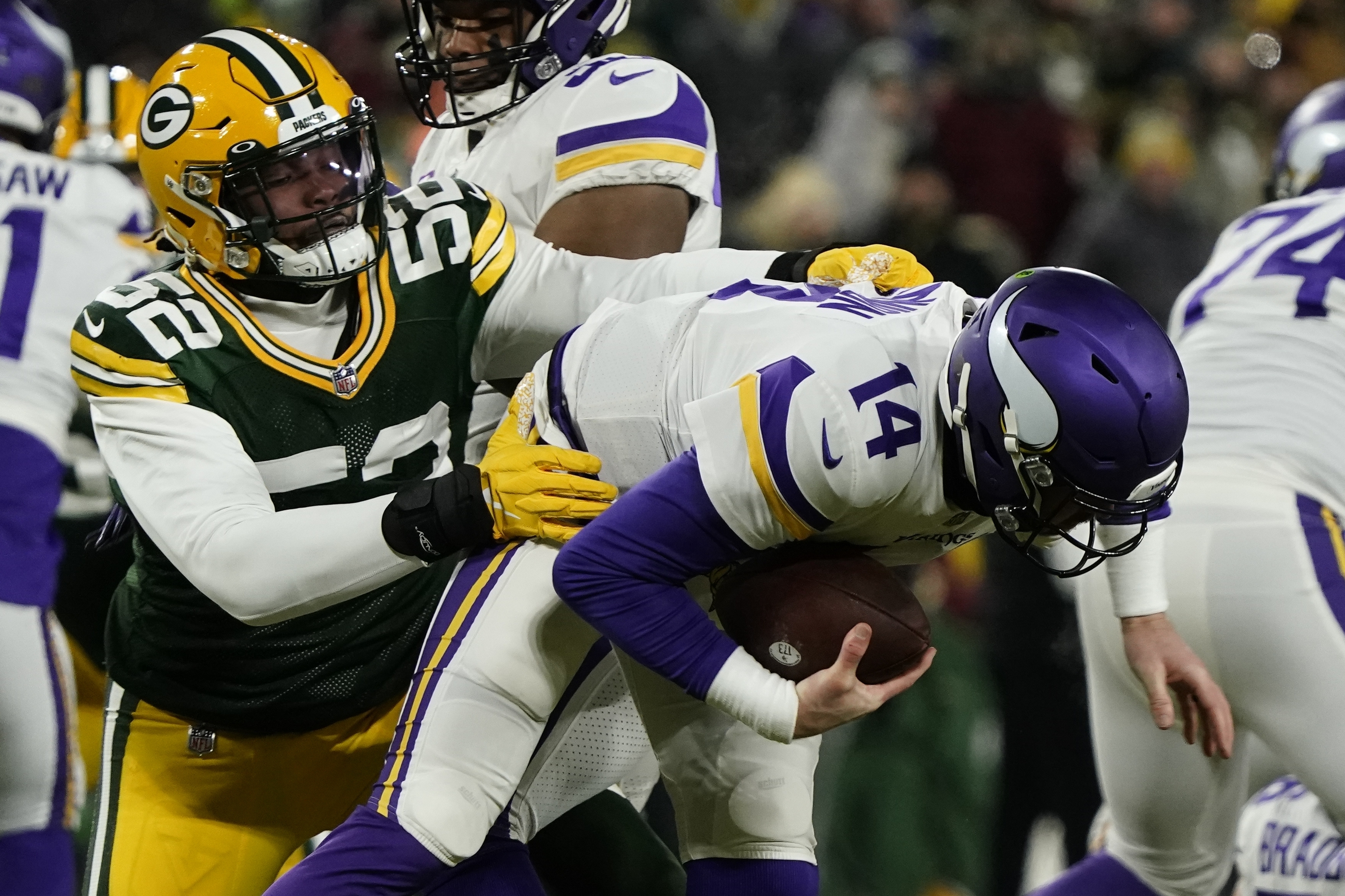 The Packers' defense freezes the Vikings' Cousins-less offense at a cold  Lambeau Field