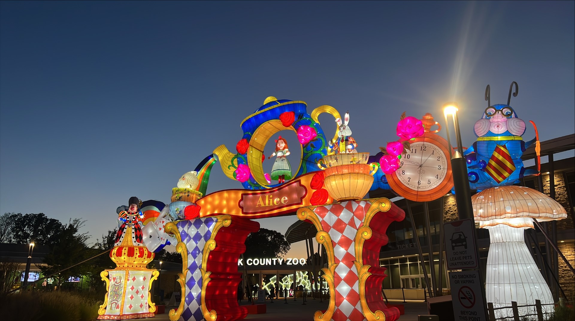 CIRCUS.T The Bonk Freakshow 蓄光 GID Bonk by Circus T - The Toy