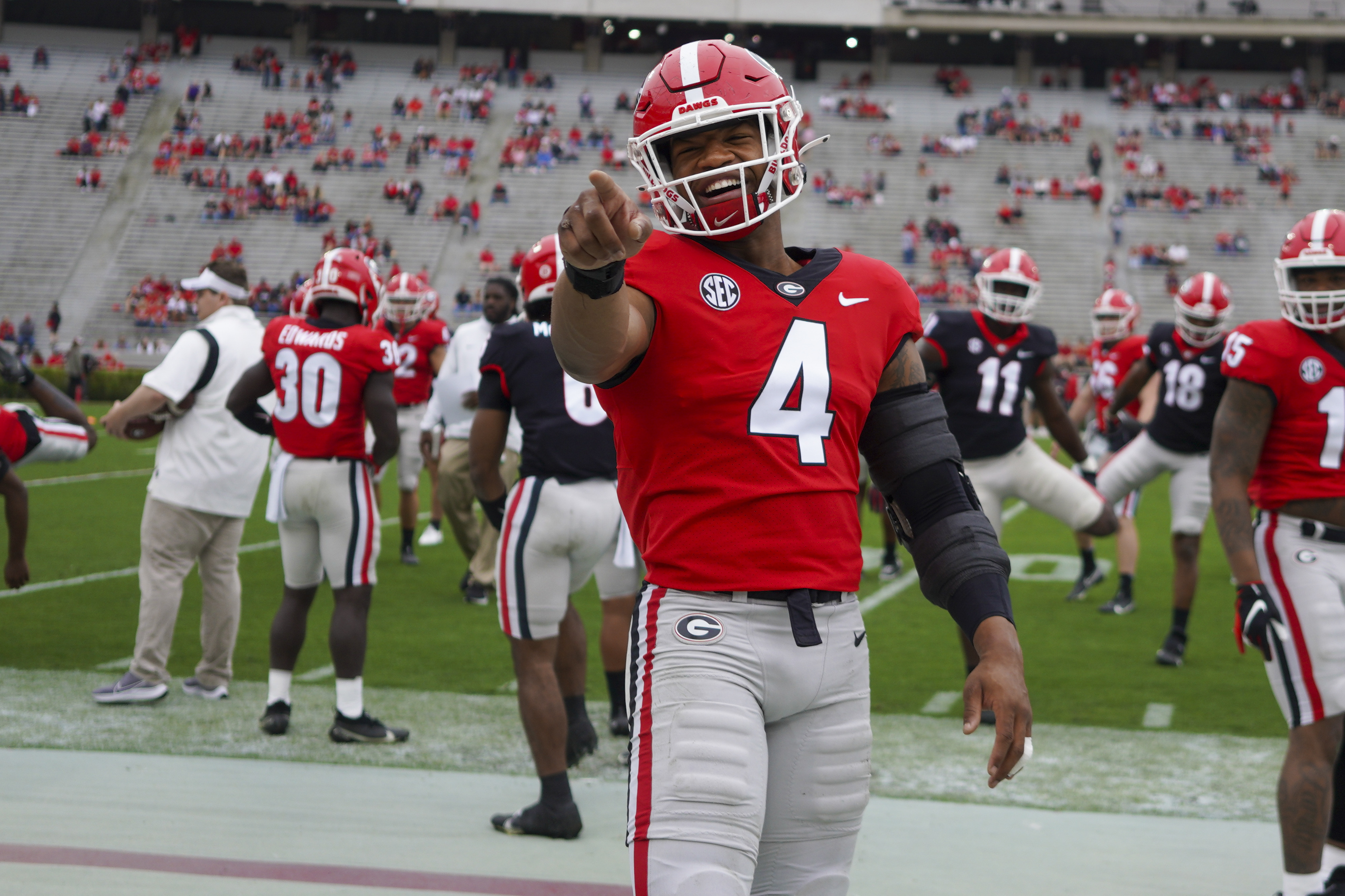 CFB: Georgia-South Carolina to kickoff at 3:30 p.m. on