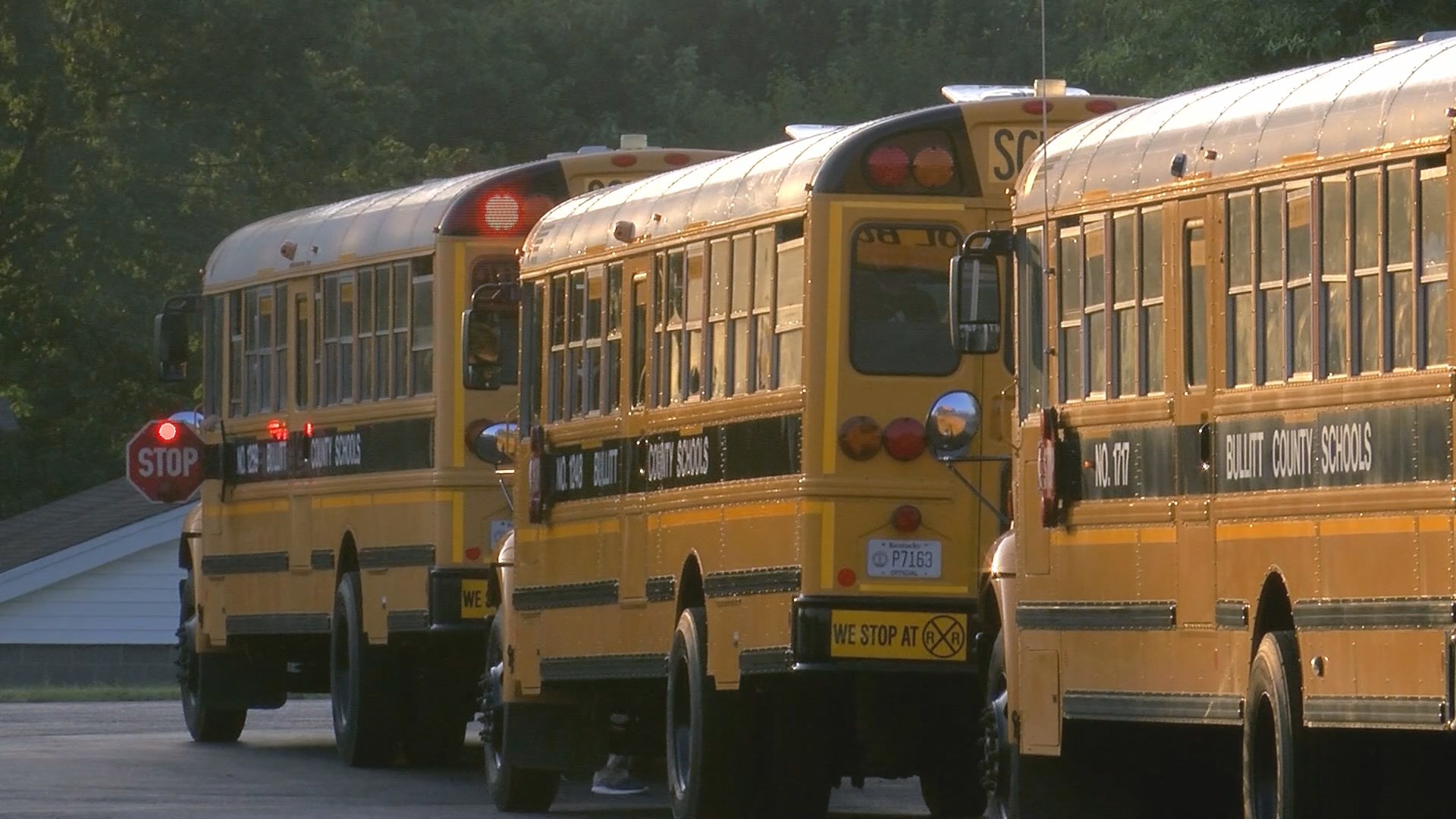 Several Bullitt County bus drivers call in because of heat