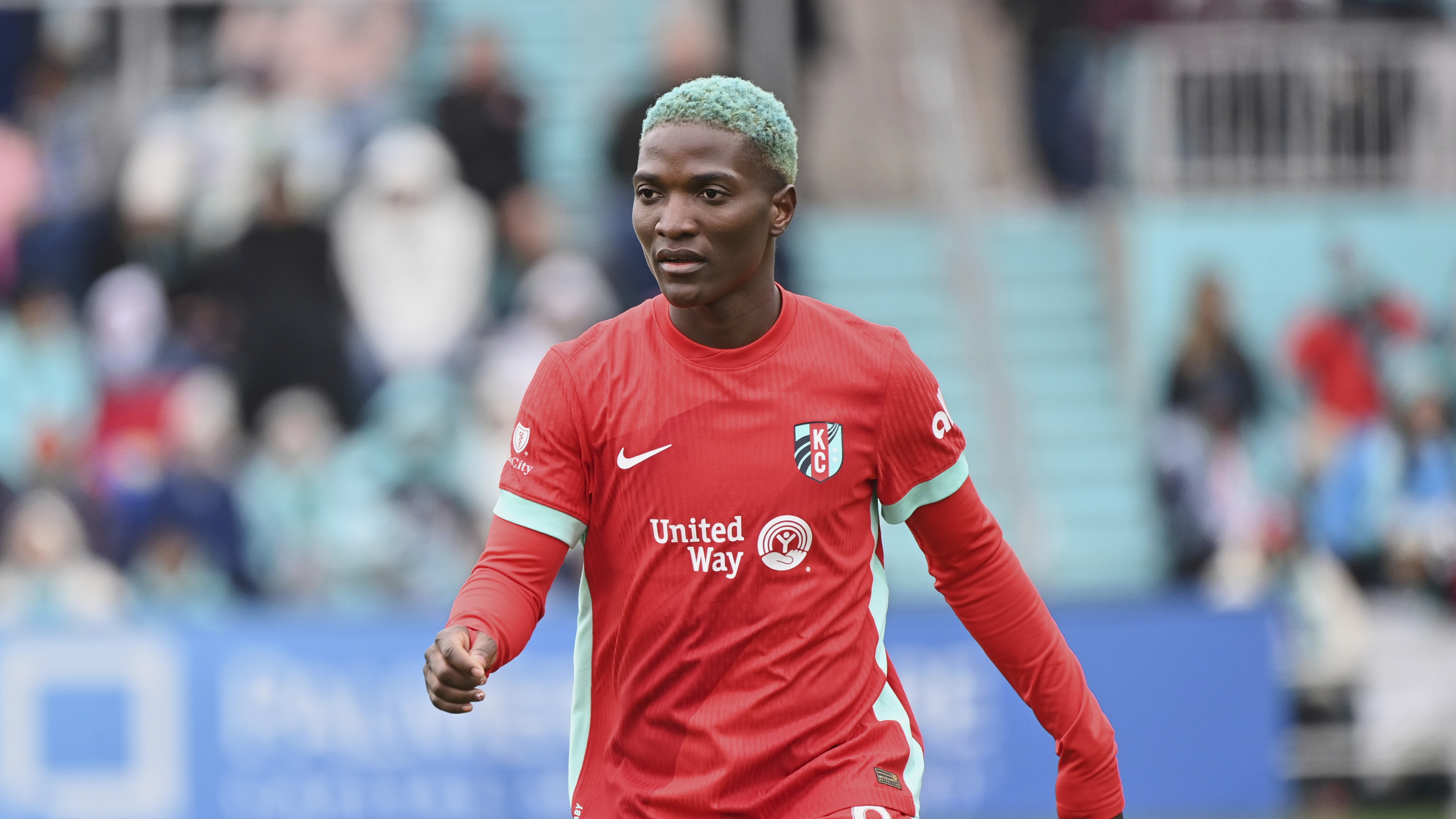 Temwa Chawinga goes back-to-back as NWSL MVP