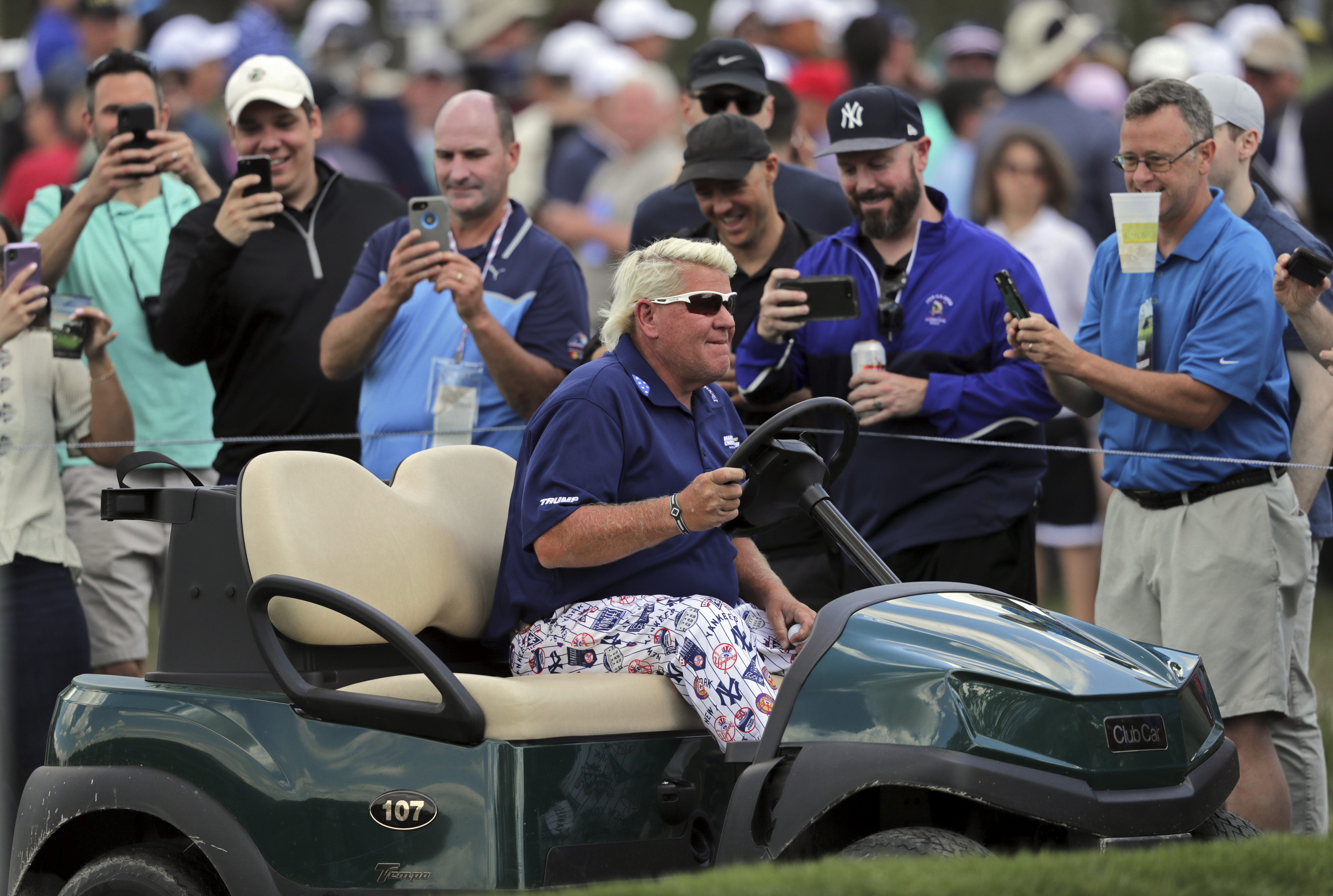 PICTURES: John Daly drives his way into PGA scene