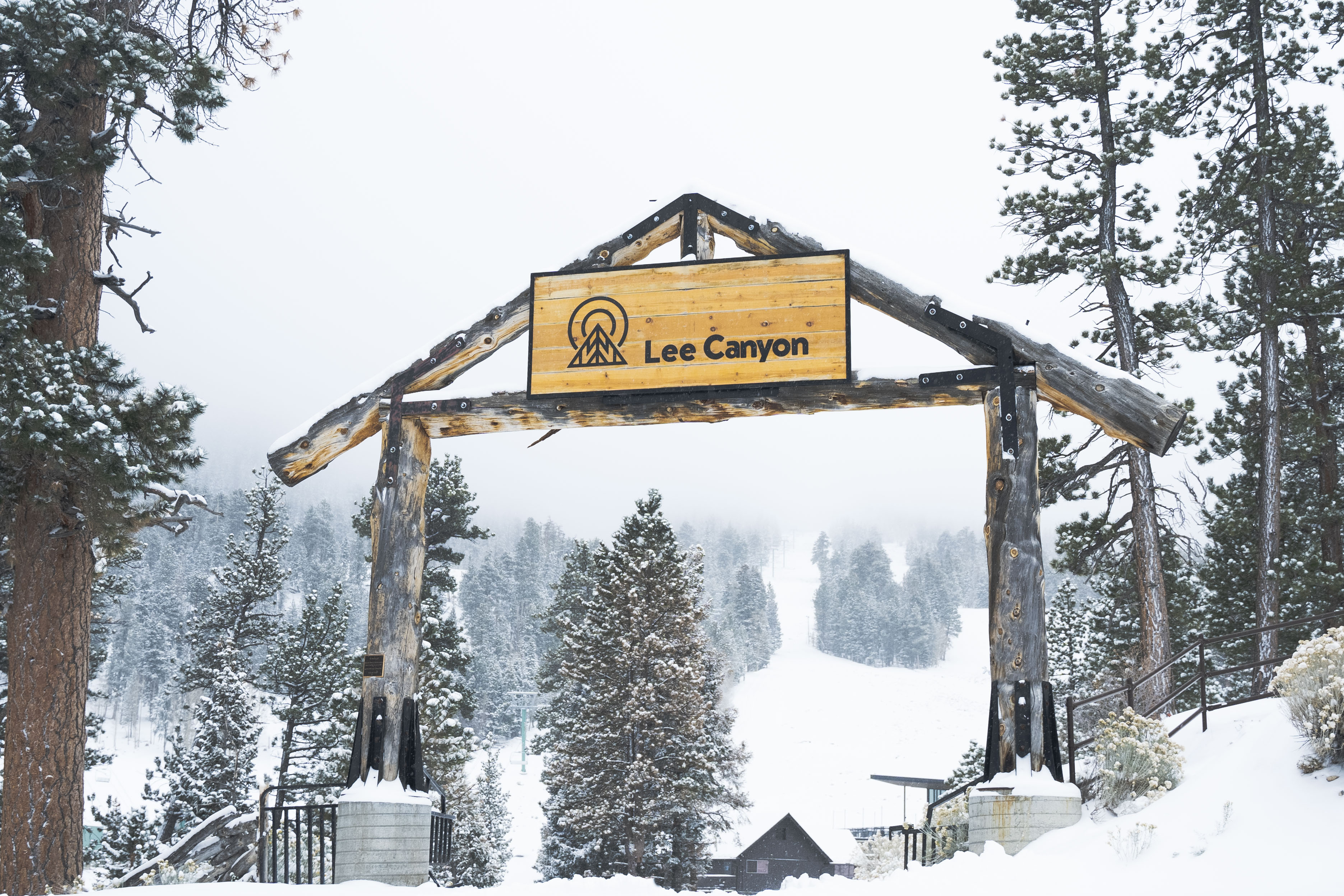 Lee Canyon receives nearly 4 inches of snow overnight