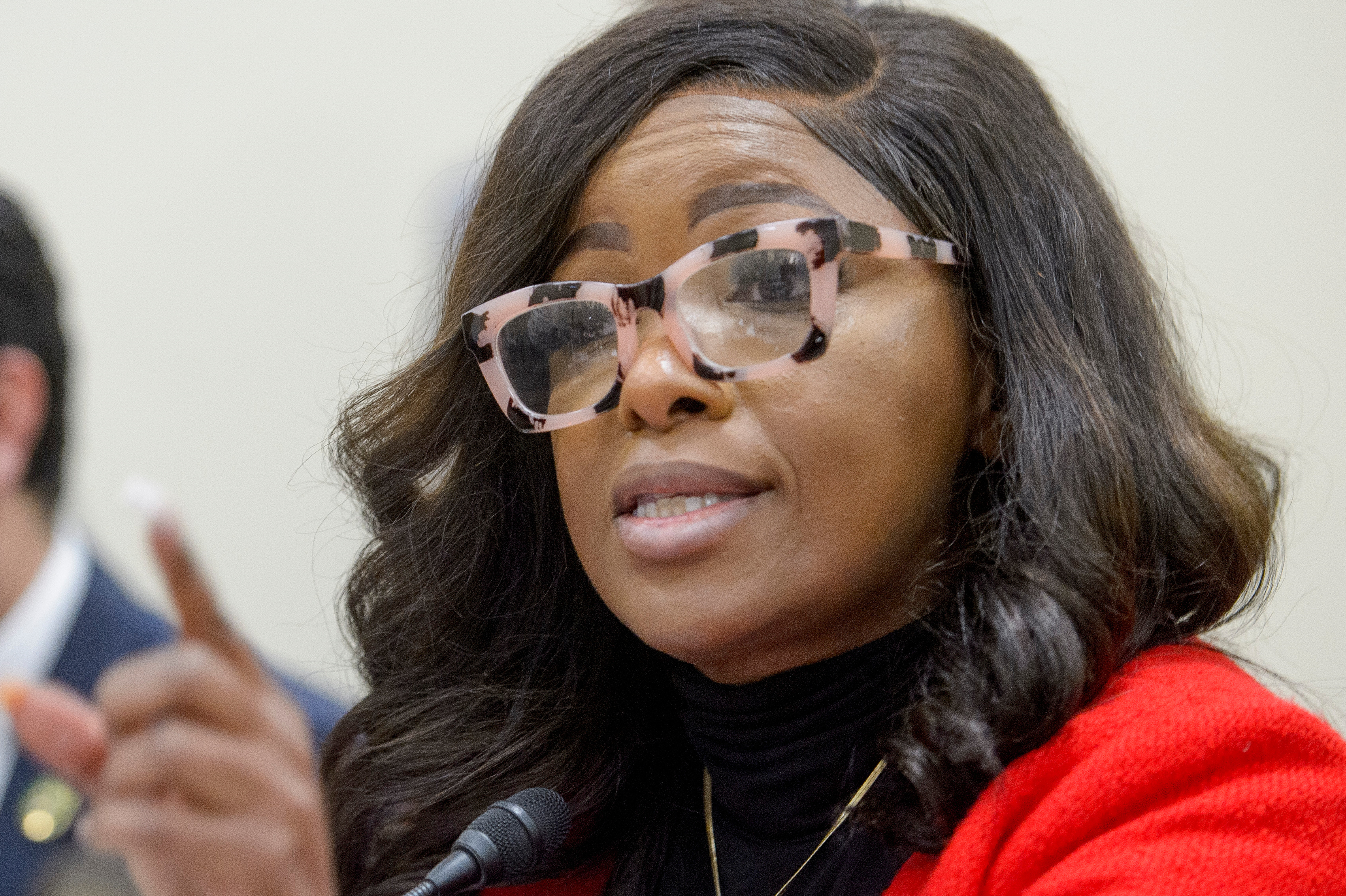 Texas Rep. Jasmine Crockett mocks Greg Abbott, who uses a