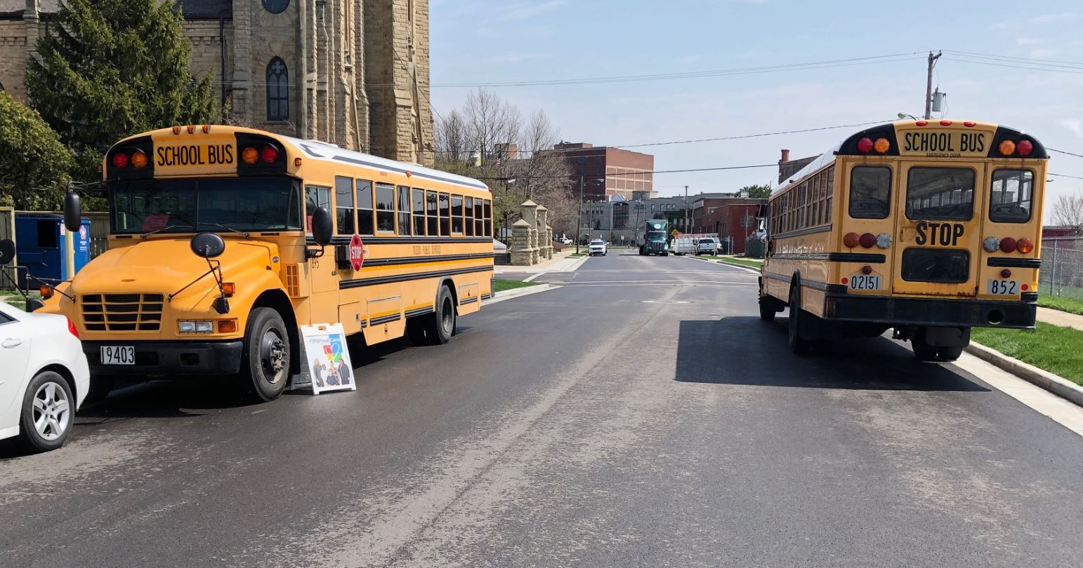 Toledo Public Schools Use Buses To Bring Internet To Students