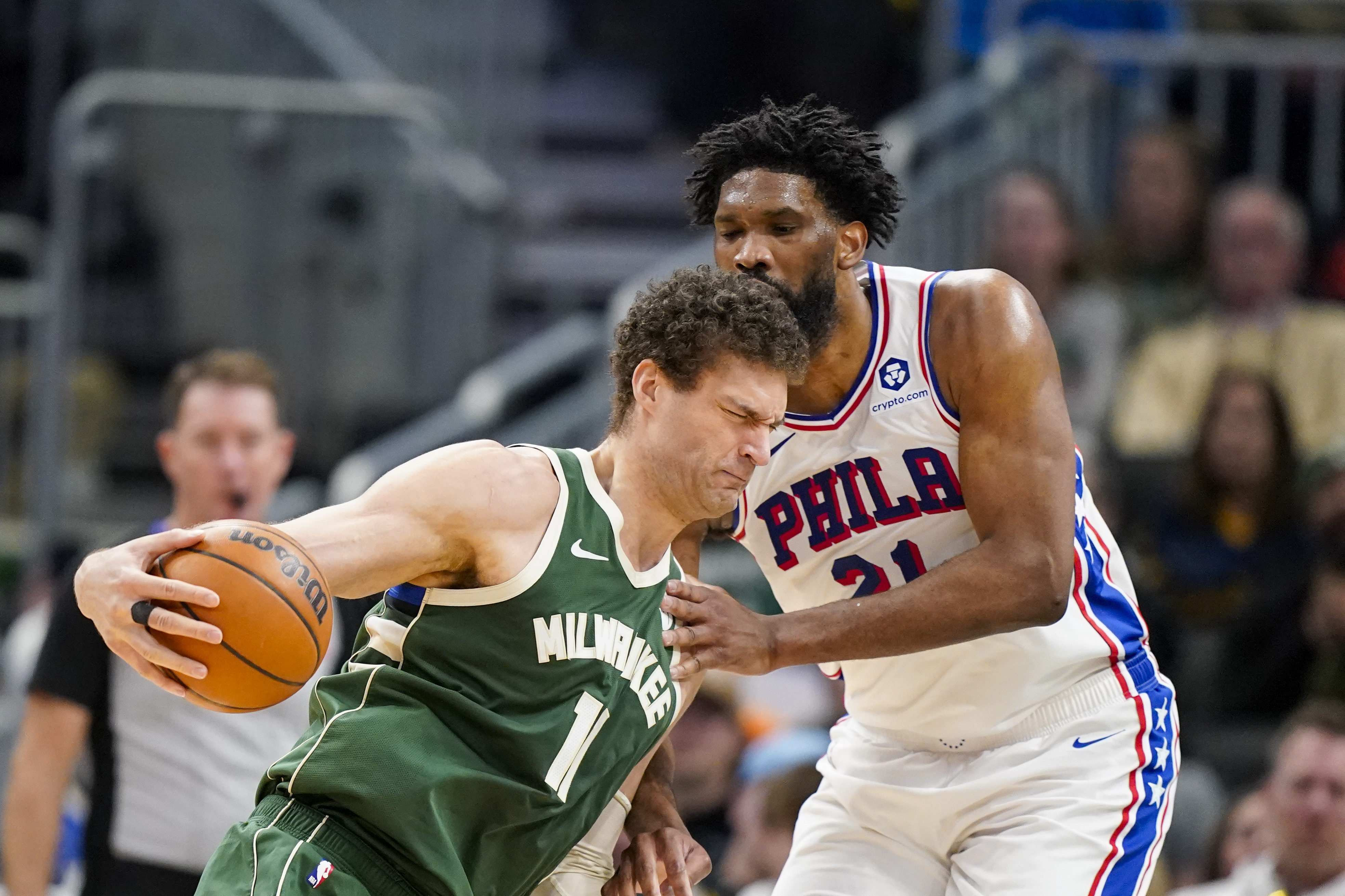 Lillard leads the way as Bucks beat 76ers 135-127 without