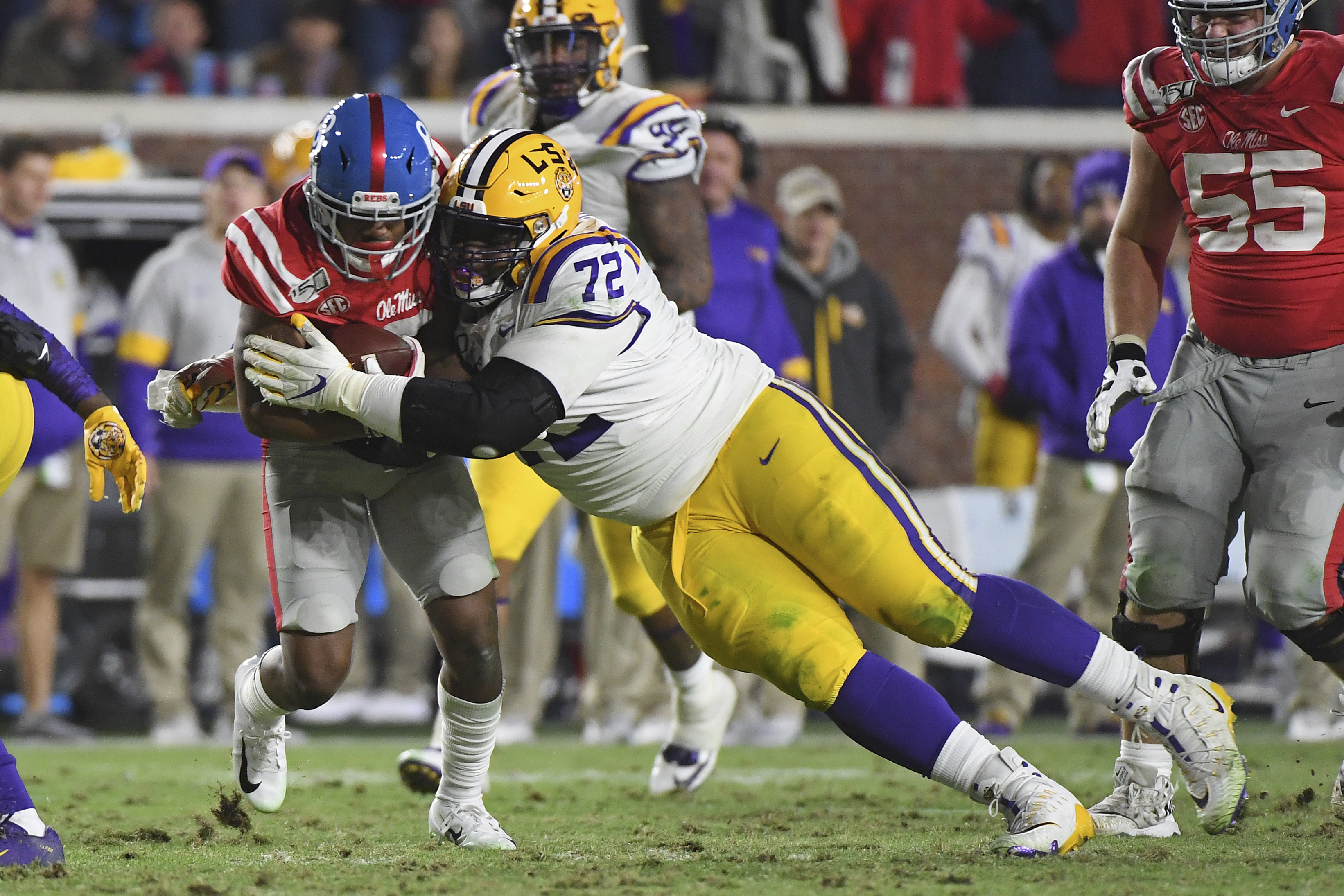 Source: Tyler Shelvin will opt out LSU's 2020 season; see who might replace  him, LSU