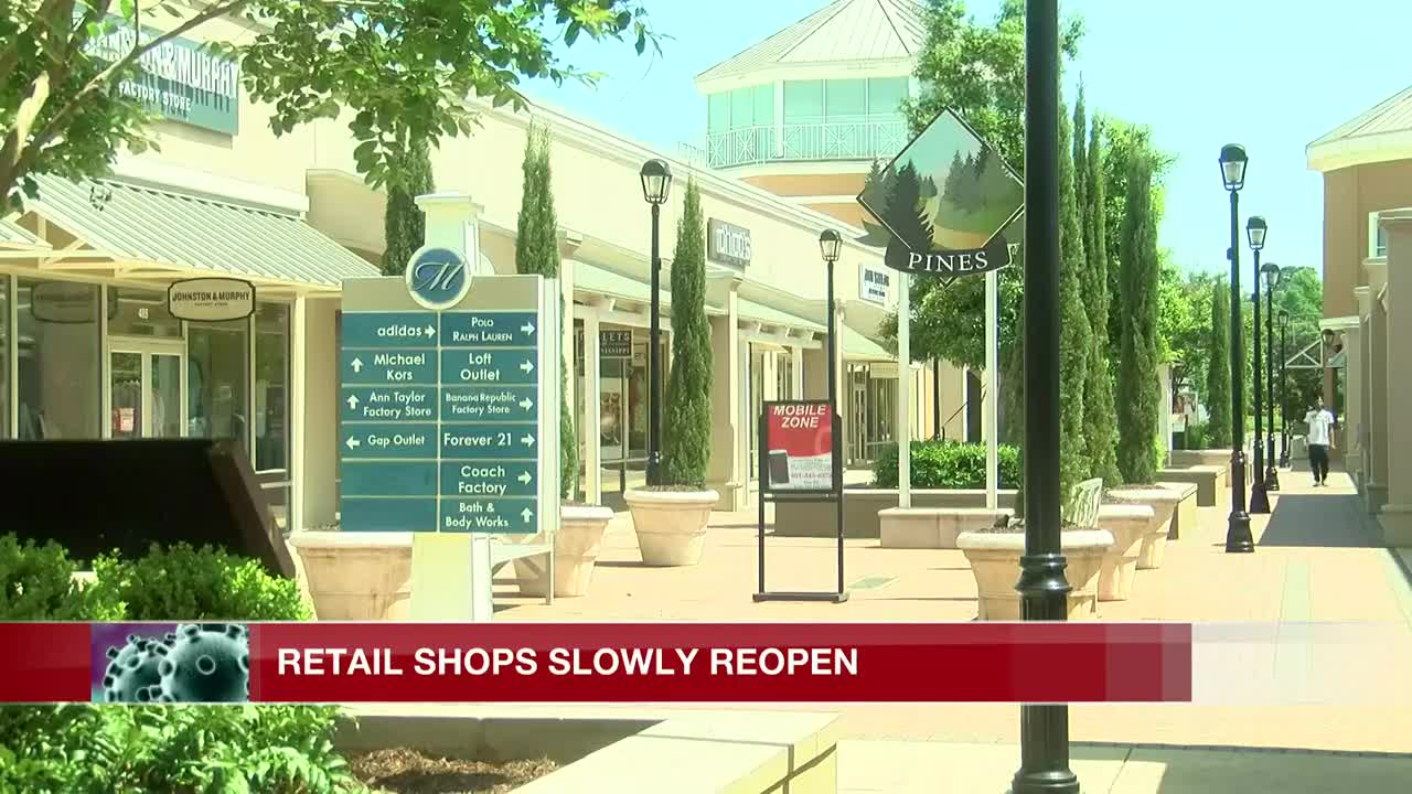 Only 4 stores choose to open at Pearl mall on first day of new order
