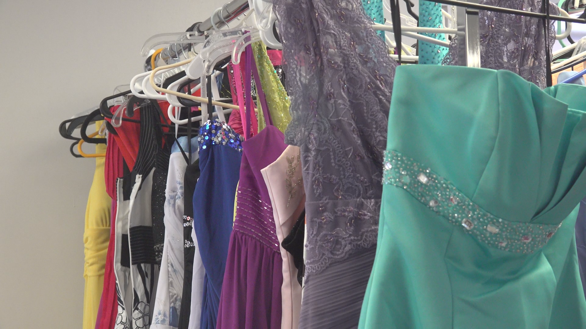 sachin and babi light blue dress Local high school girls shop for free prom dresses and accessories at  