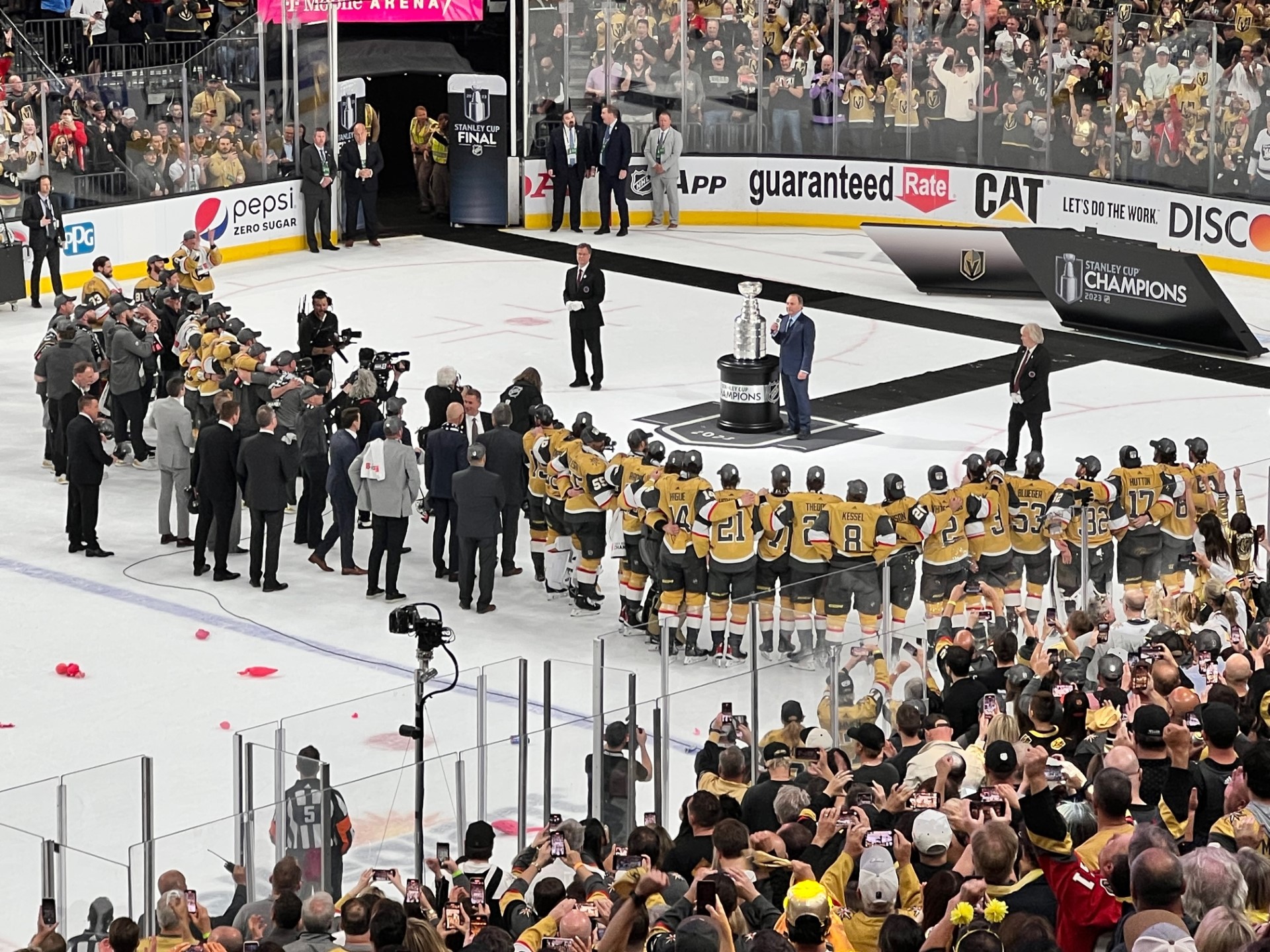 Golden Knights crush Panthers in Game 5 for their first Stanley Cup title –  Orange County Register