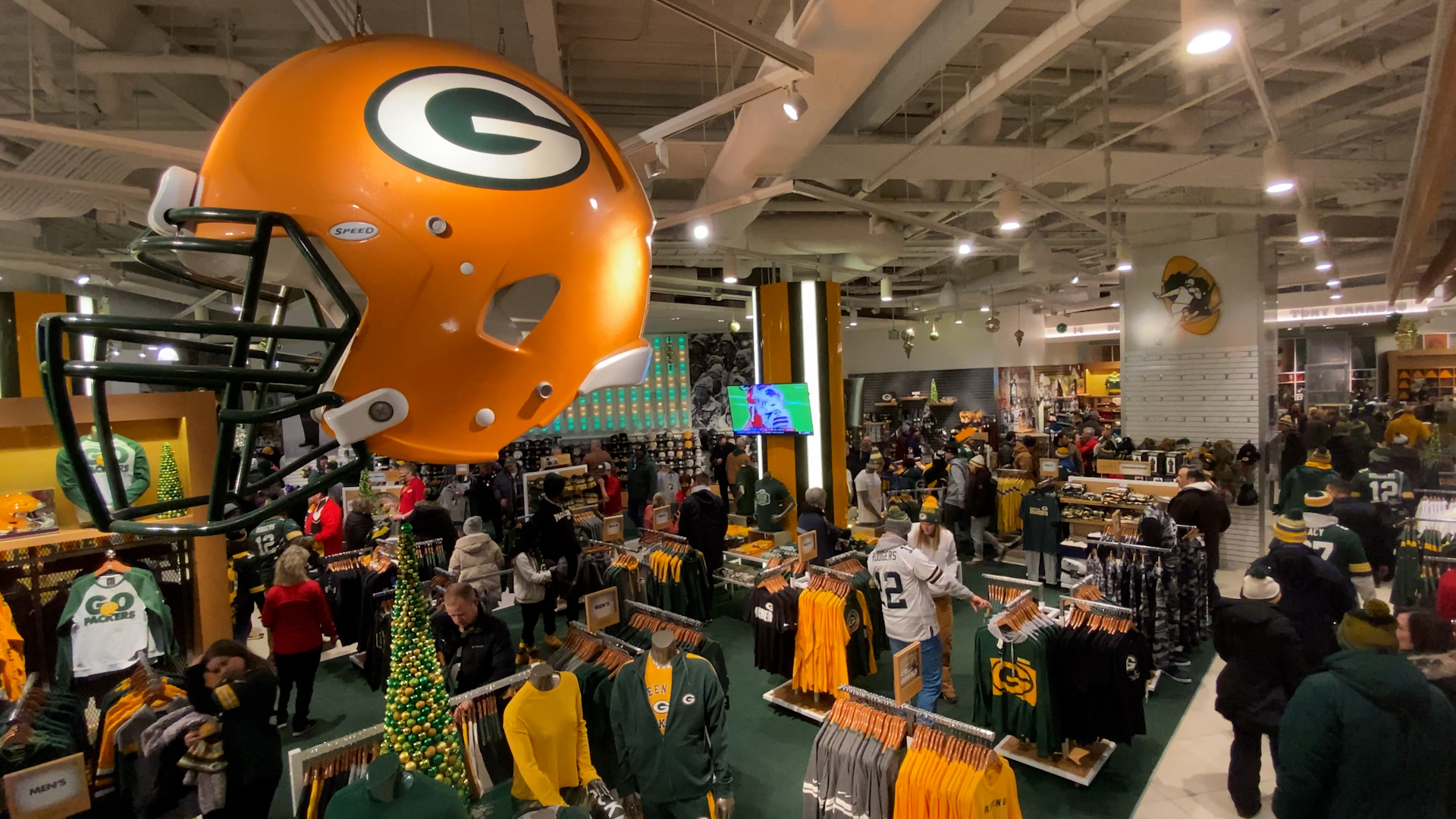 A Look Inside: Lambeau Game Day