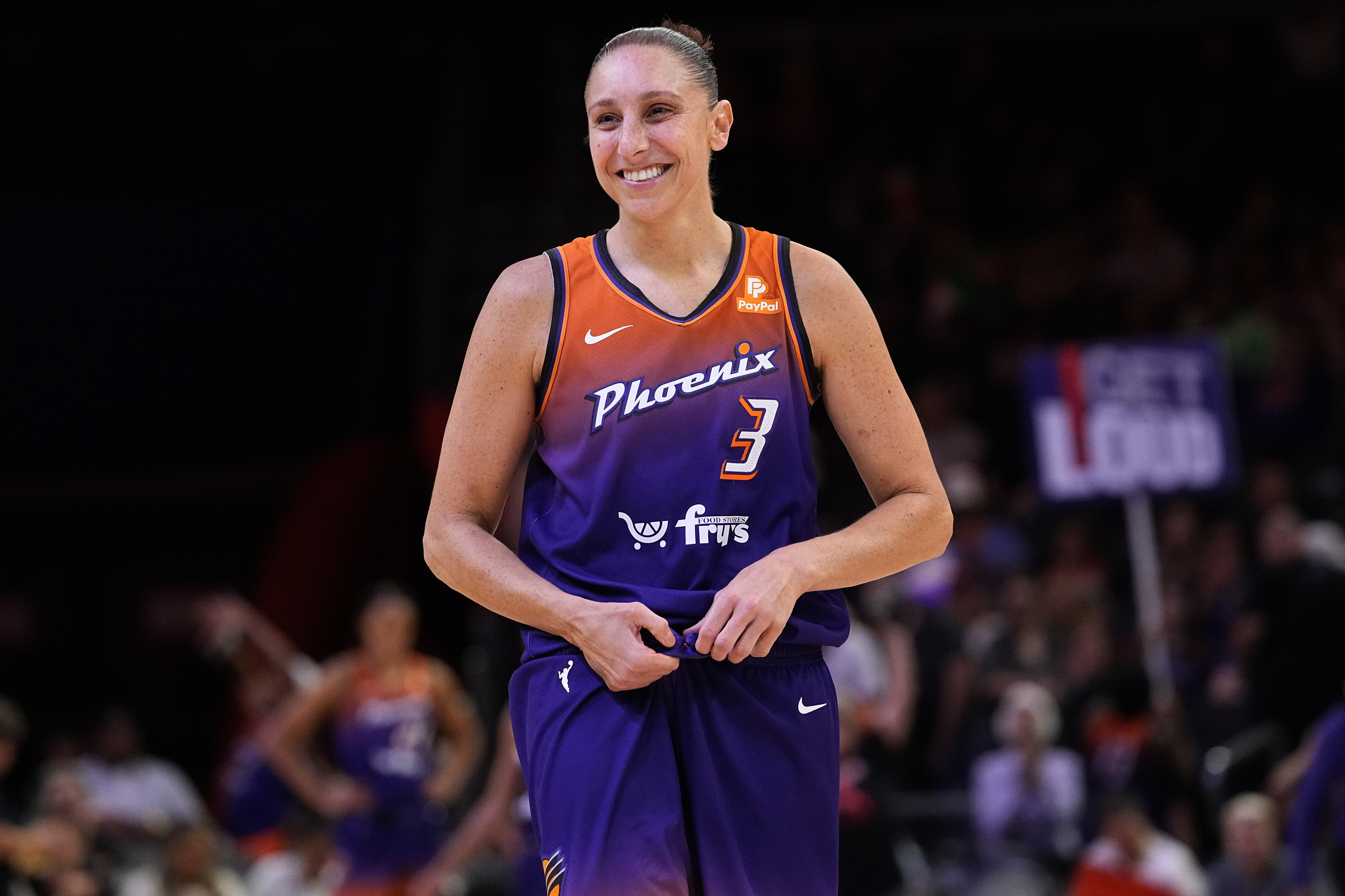 Diana Taurasi hits 10,000 points for another milestone in her standout  career