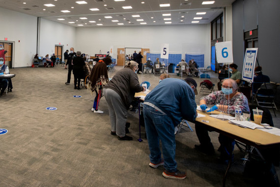 Tucson Gem Show prompts new hours, location for TCC vaccination clinic