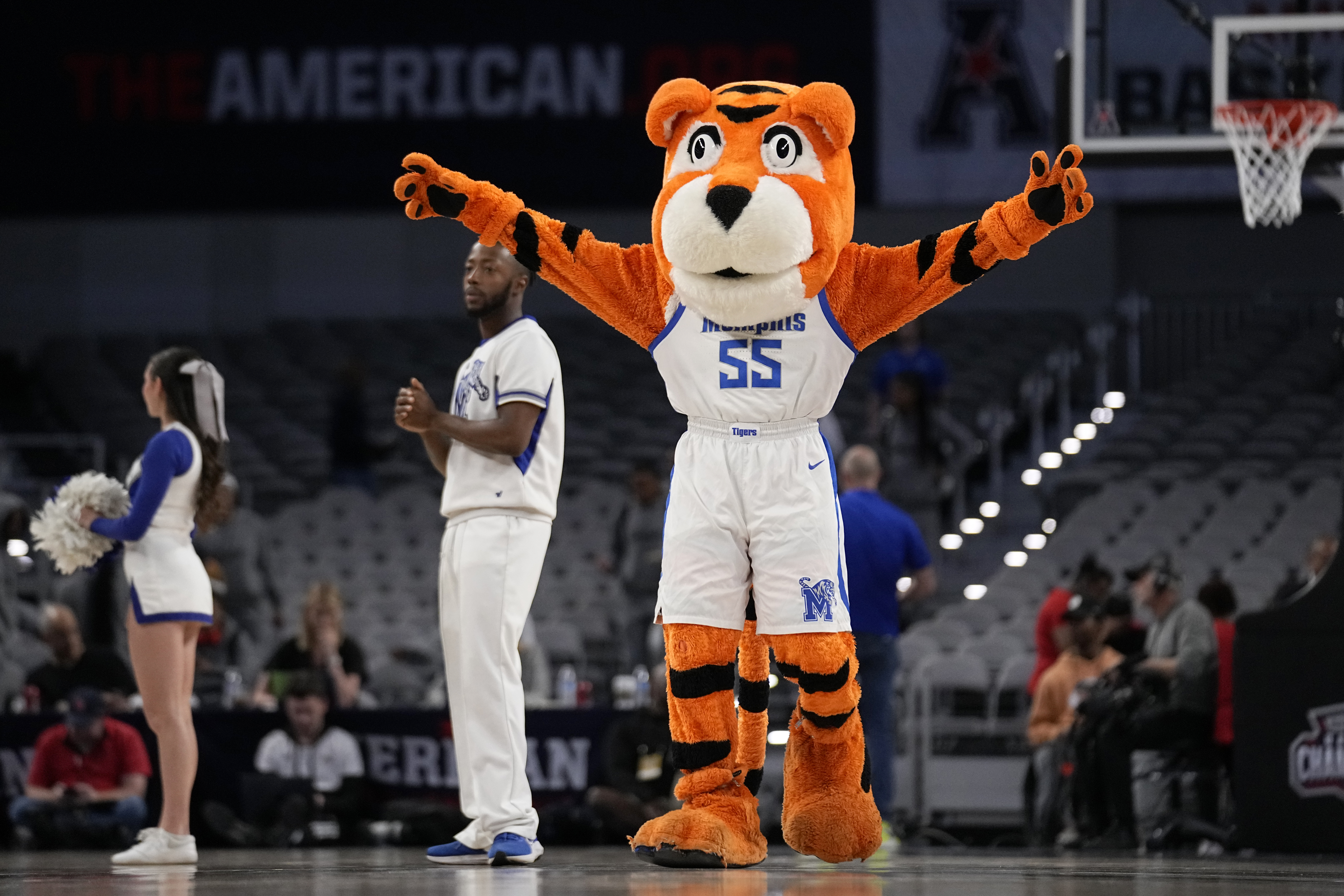Andre Turner gets college head coaching job