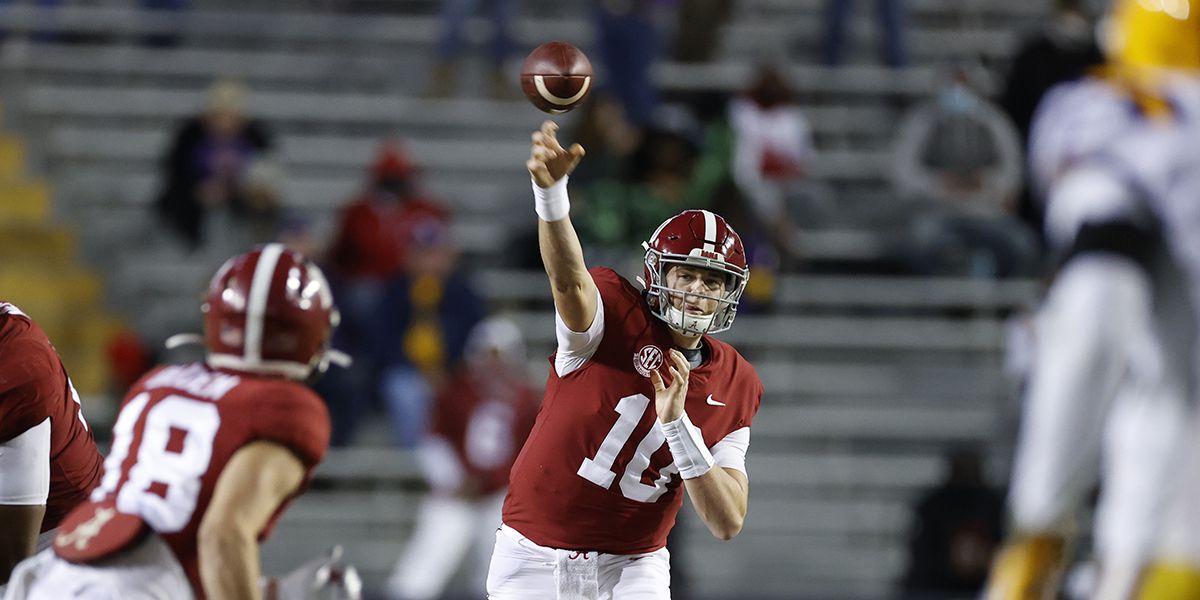 Spotlighting Alabama QB Mac Jones for 2020 football season