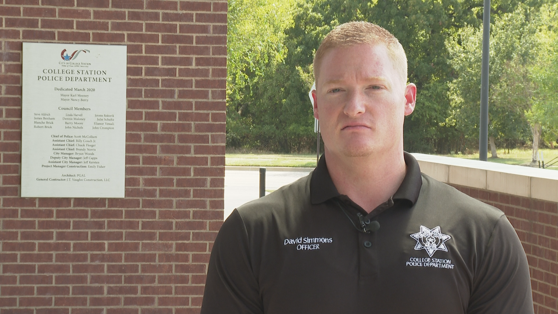 k*i様 希少 David GageDocking Station The Re Yayoi Kusama and Kiki Smith's massive mosaic murals for new