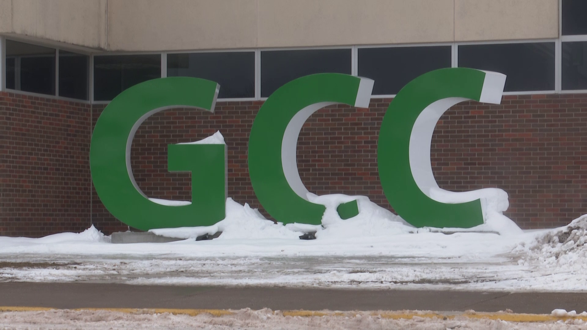 Bay College and Gogebic Community College react to fall 2022 enrollment  numbers