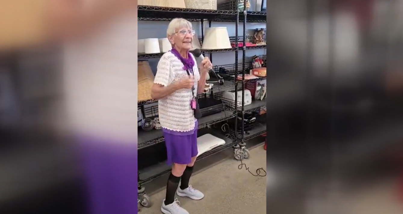 WATCH: 77-year-old singer's impromptu performance at Goodwill goes viral