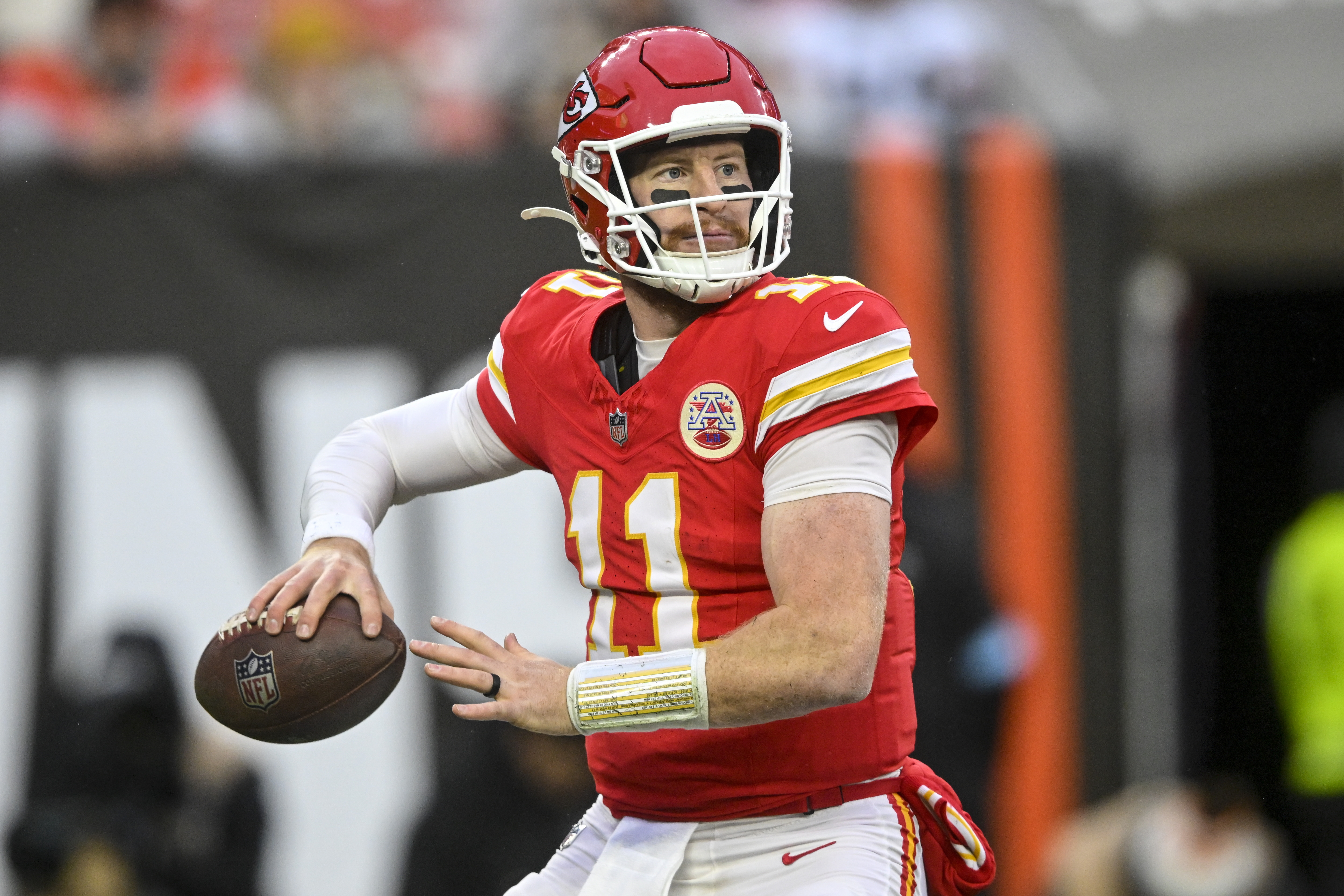 Chiefs love veteran backups for Patrick Mahomes. They may have their best  yet in Carson Wentz