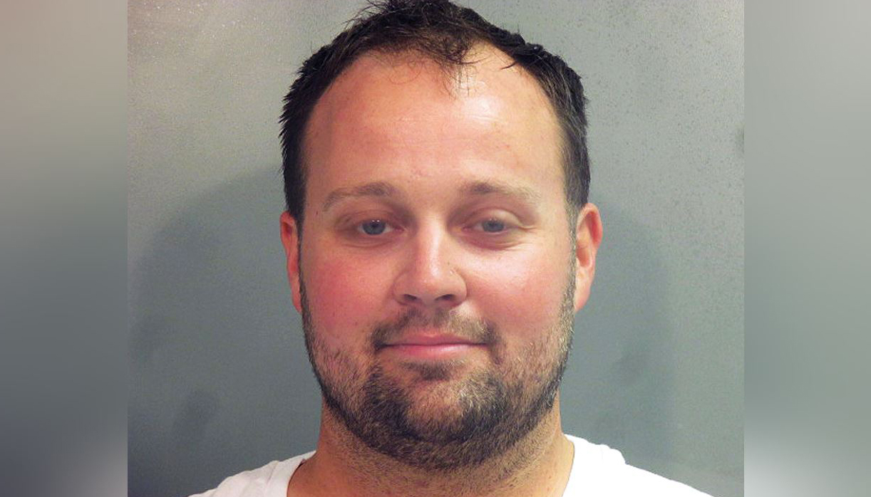 Josh Duggar trial on child porn charges moved to November