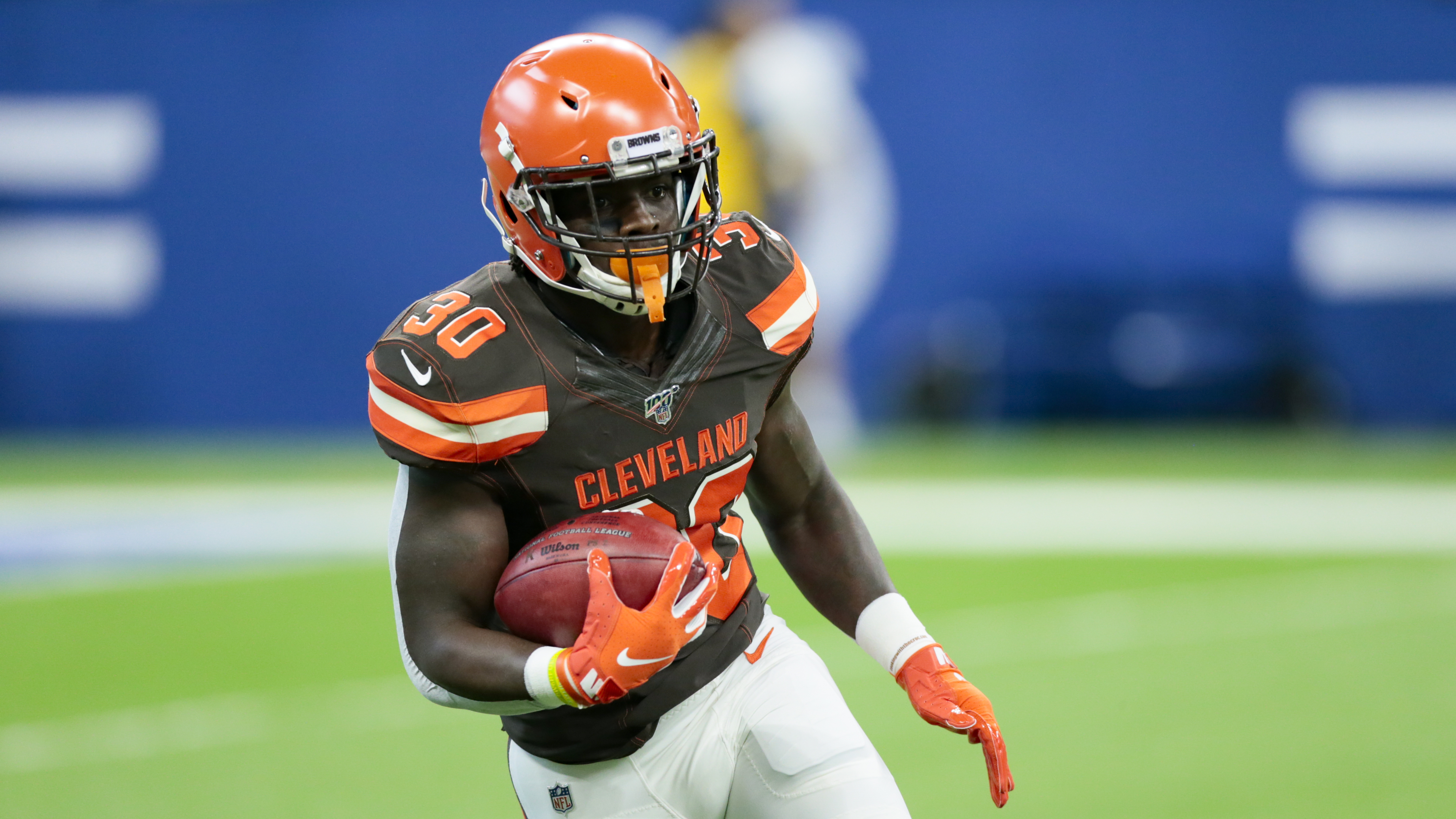 D'Ernest Johnson: Three years ago, he was working on a fishing boat. Now, Cleveland  Browns running back is a match-winning NFL player - KESQ