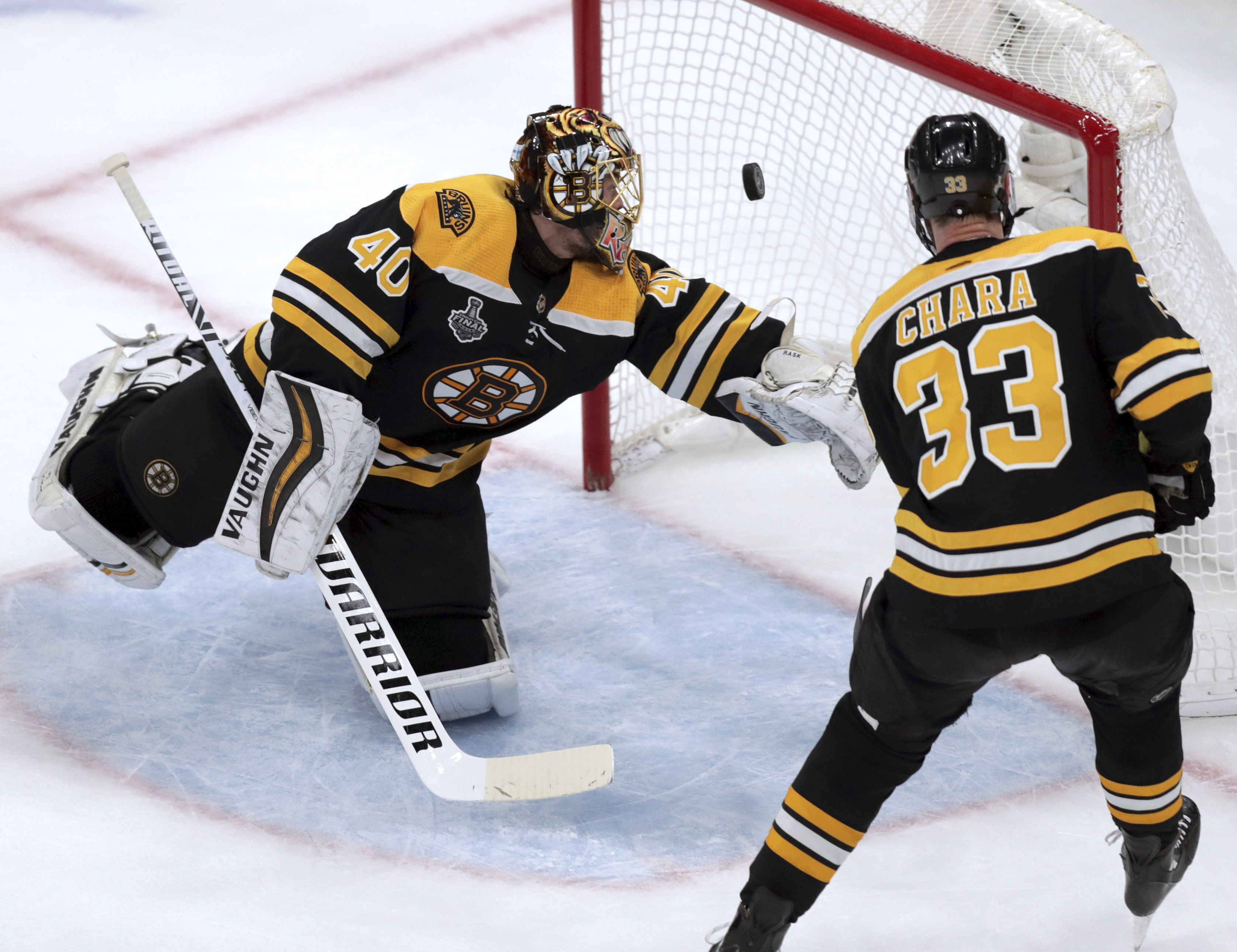 Rask close to return with Bruins, signs with Providence