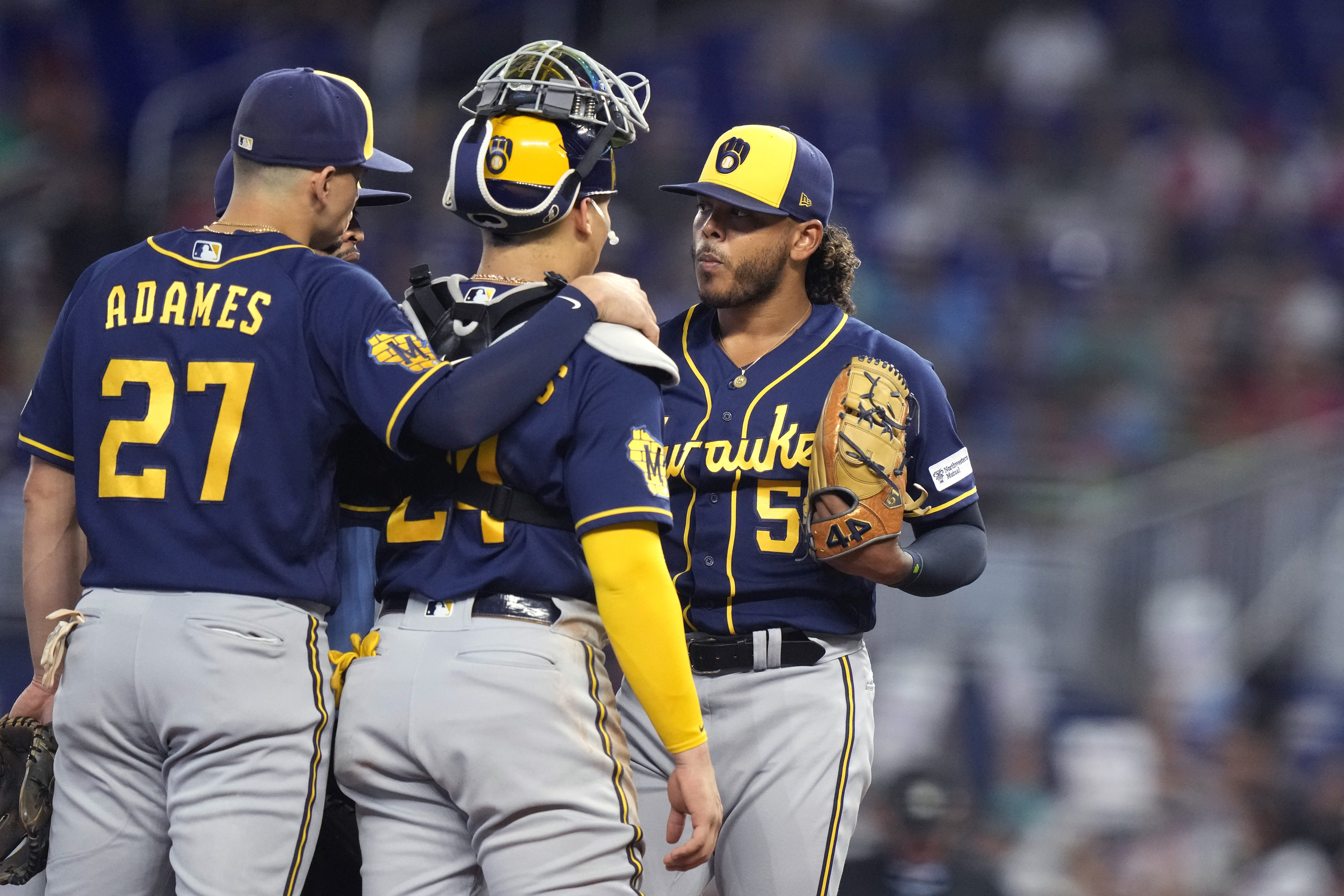 Berti homers twice in 6-1 win as Marlins prevent Brewers from clinching NL  Central