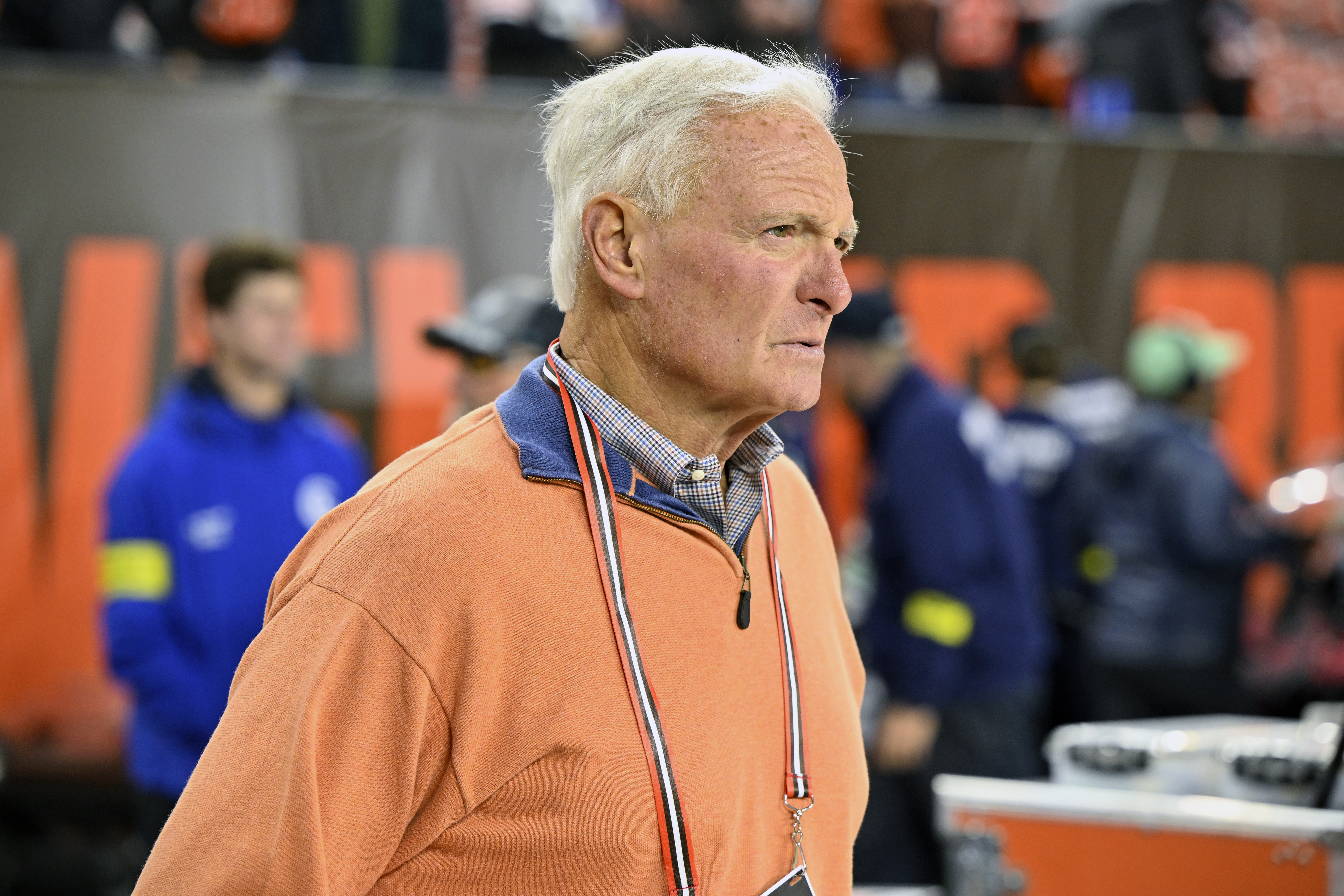 Milwaukee Bucks co-owner sells stake to Cleveland Browns owner Jimmy  Haslam, reports say