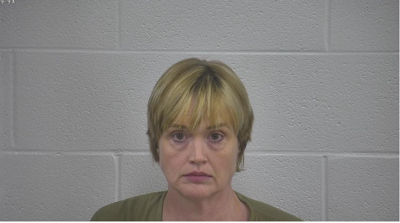 Knoxville woman sentenced for hiring online hitman to kill