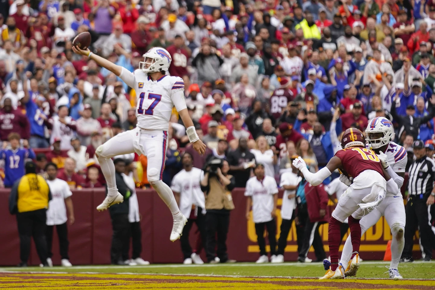 Allen and the Bills bounce back from a season-opening dud with 38-10 rout  of the Las Vegas Raiders, National Sports