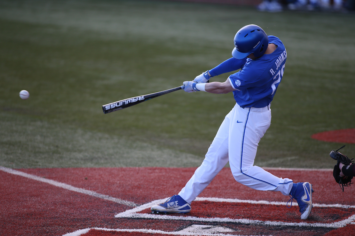 Kentucky baseball team wins first game in new ballpark