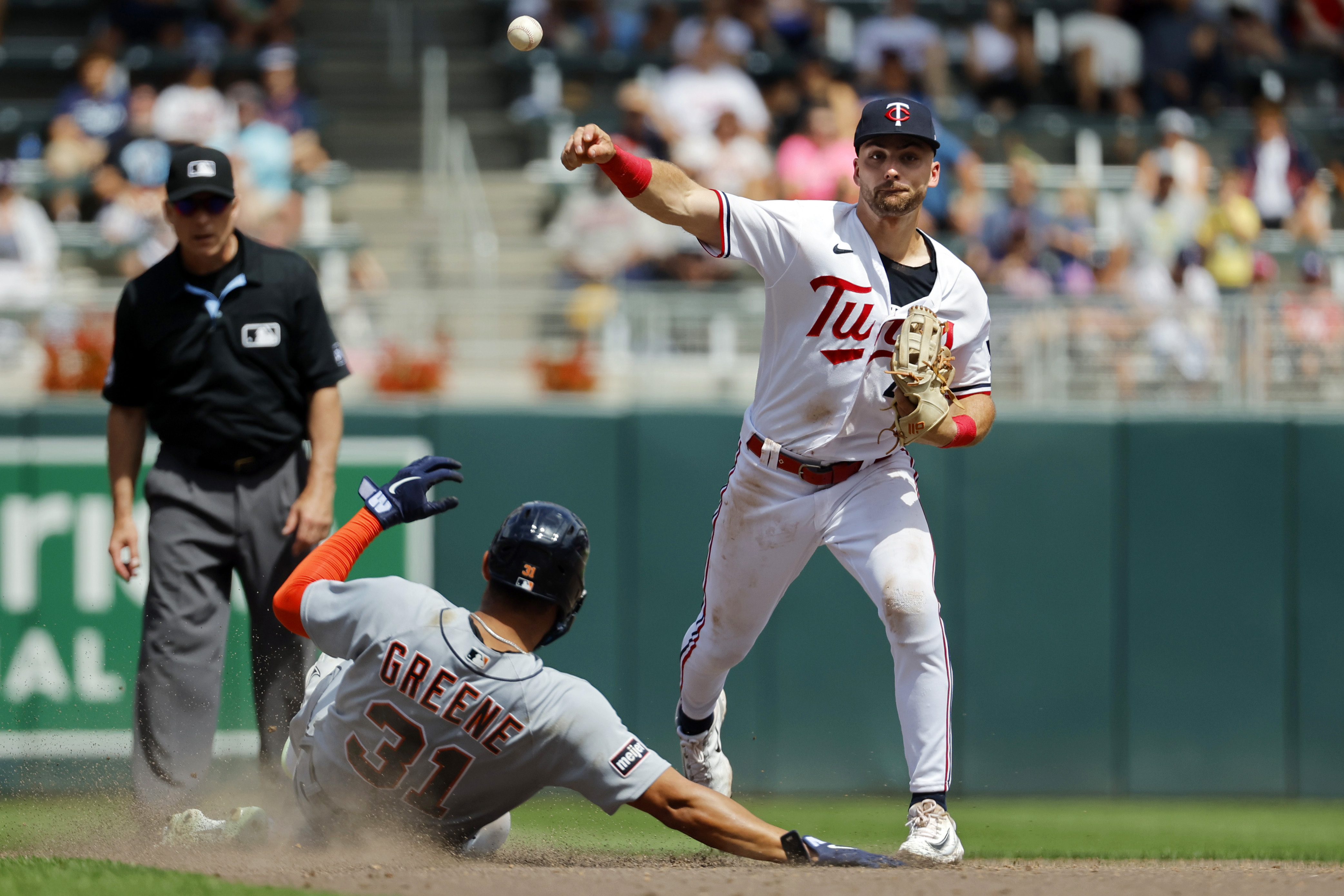 Torkelson homers twice against the Twins again, leading the Tigers to an  8-7 victory