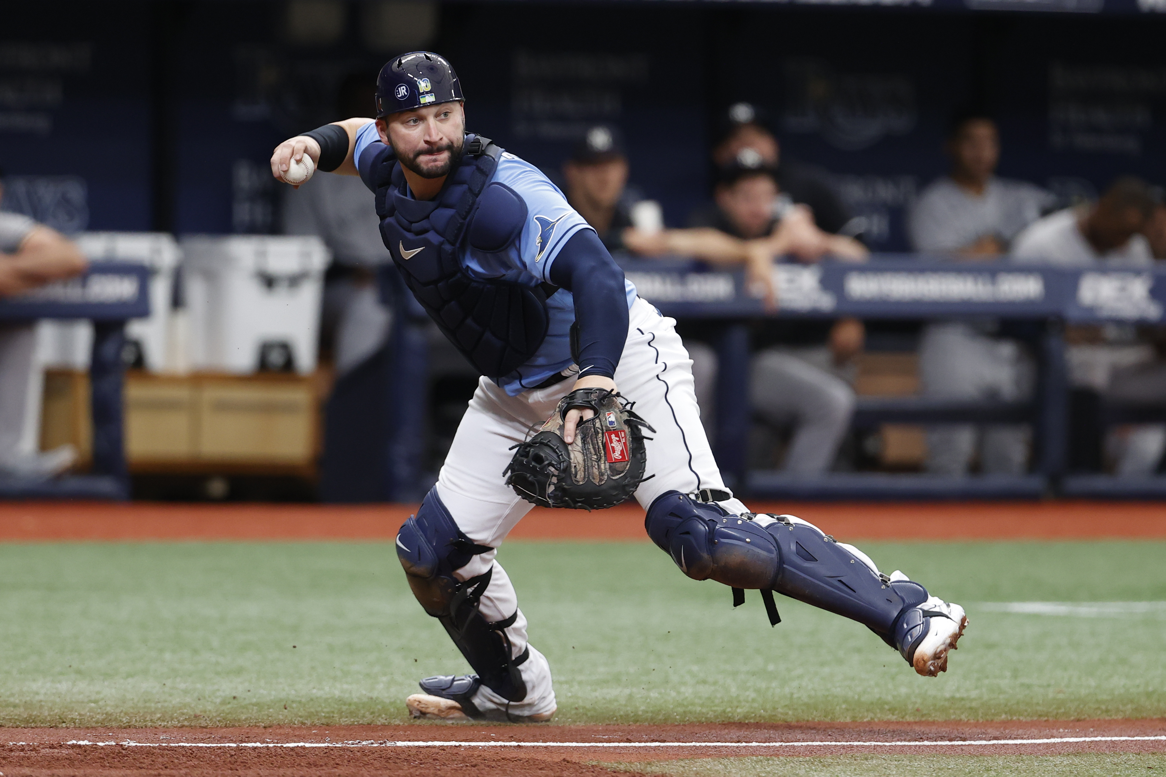 Guardians officially sign catcher Mike Zunino to 1-year contract 