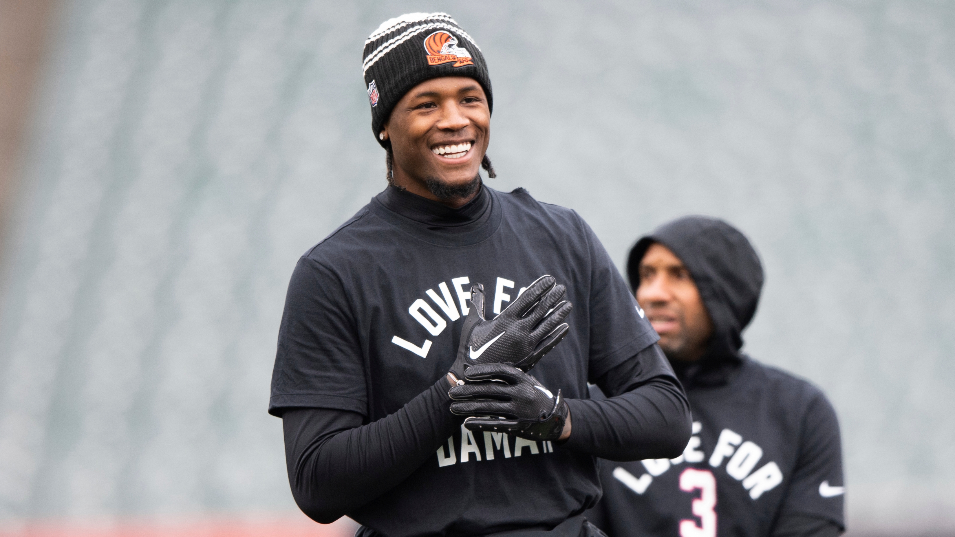 Latest on Cincinnati Bengals WR Tee Higgins' Potential Number